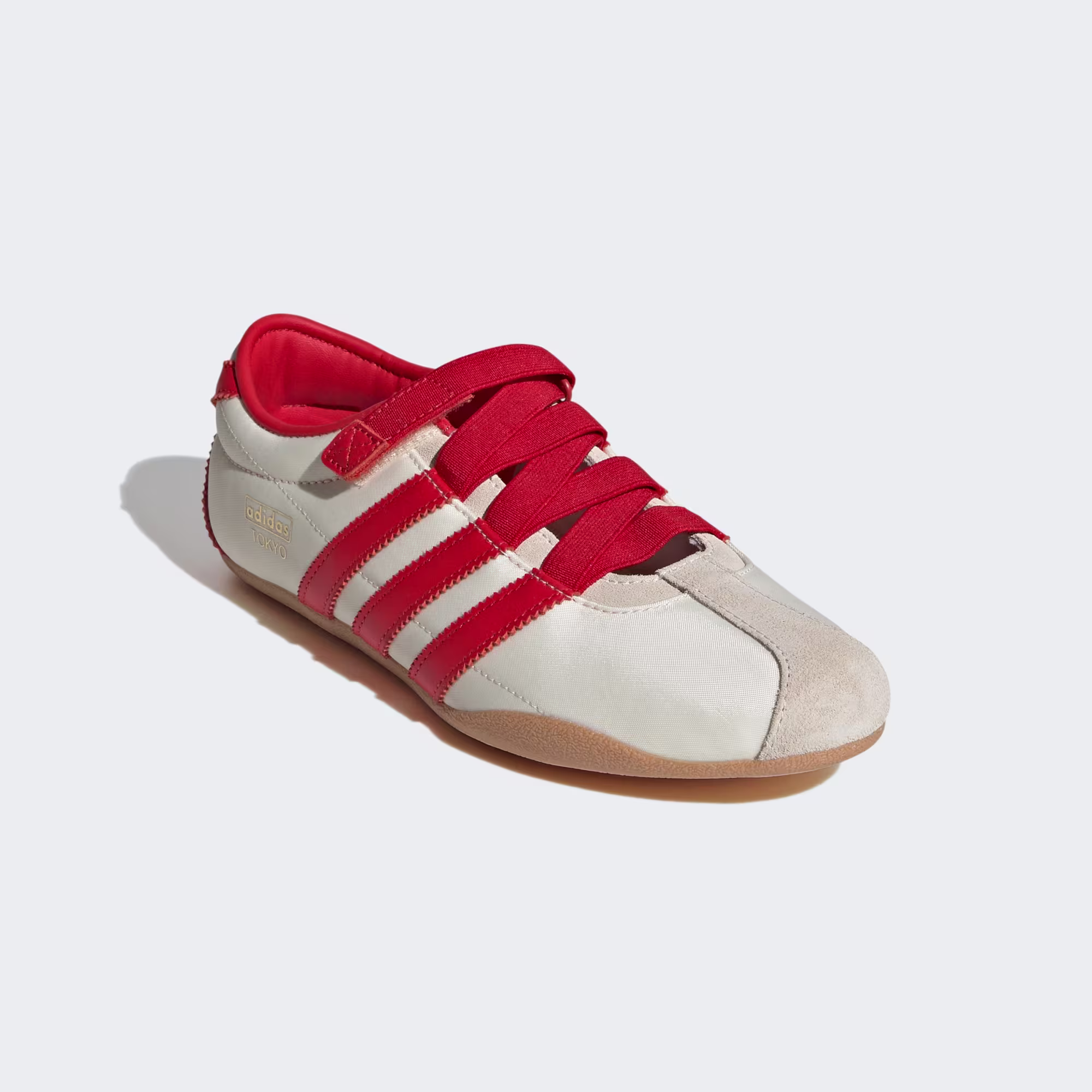 Adidas ქალის სპორტული ფეხსაცმელი