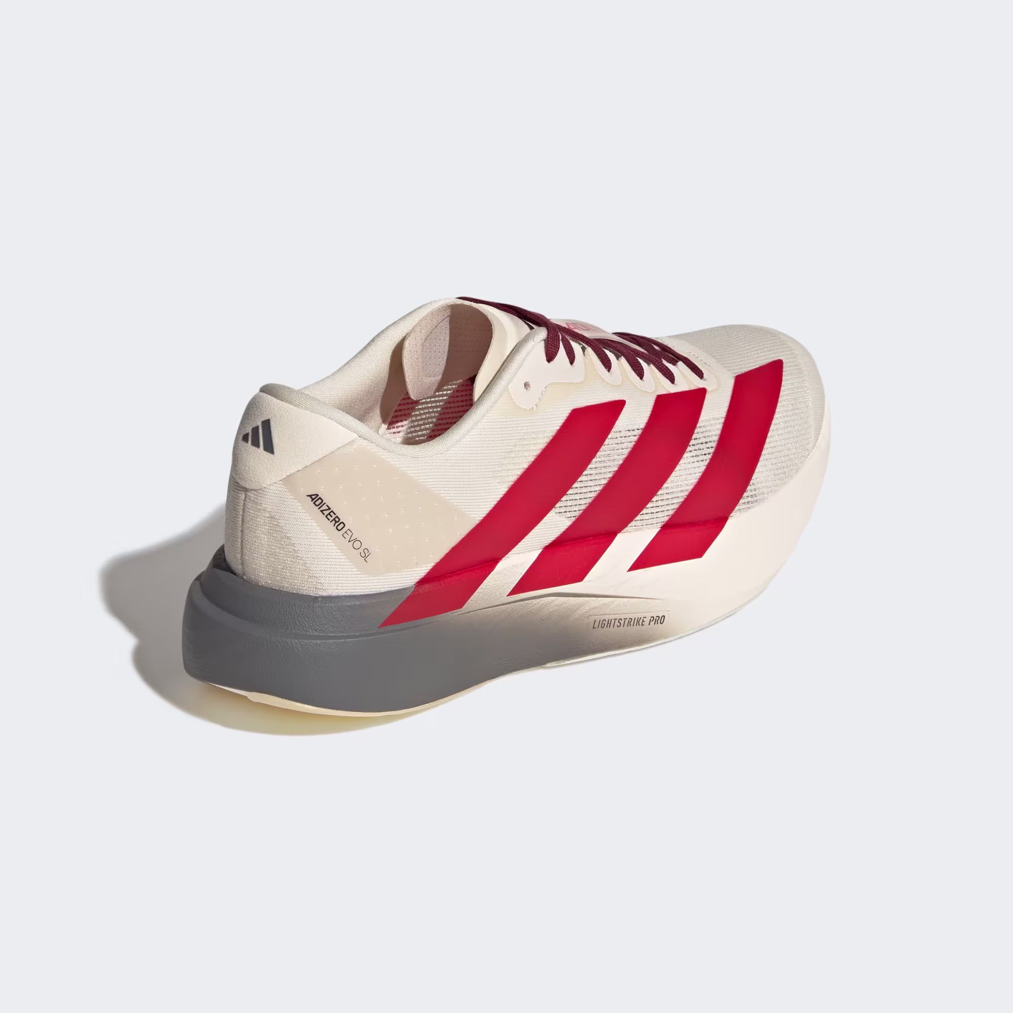 Adidas მამაკაცის სპორტული ფეხსაცმელი