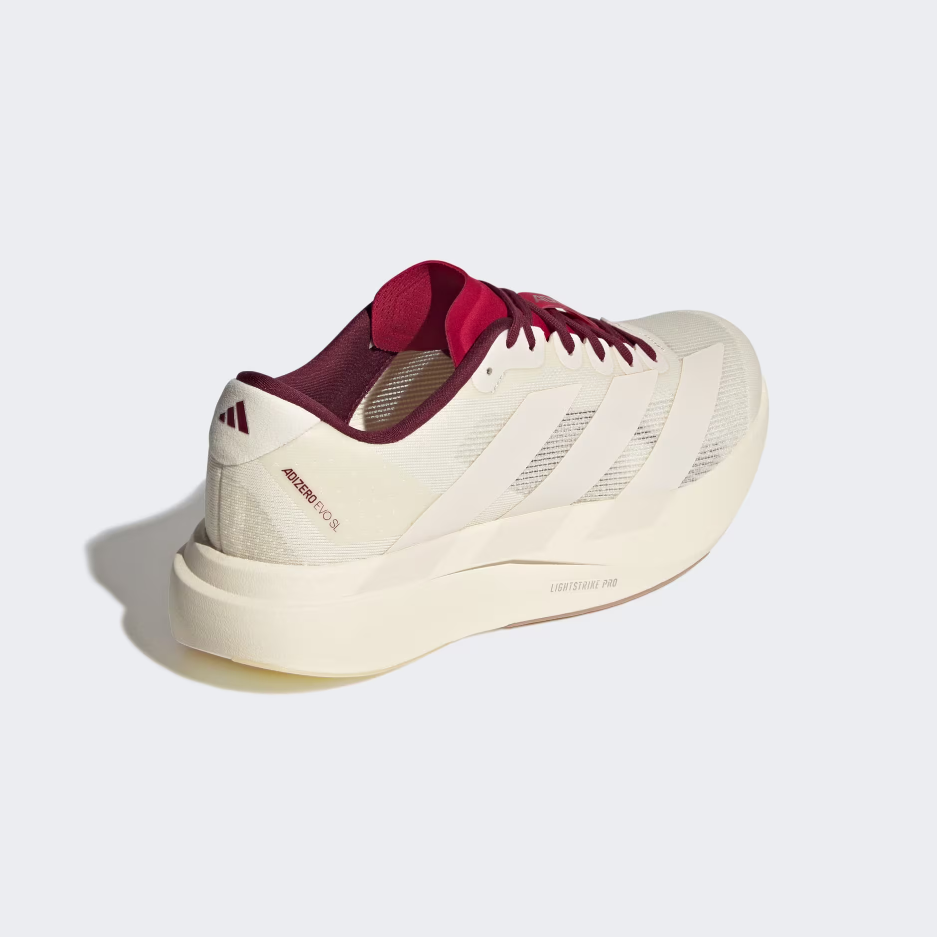 Adidas მამაკაცის სპორტული ფეხსაცმელი