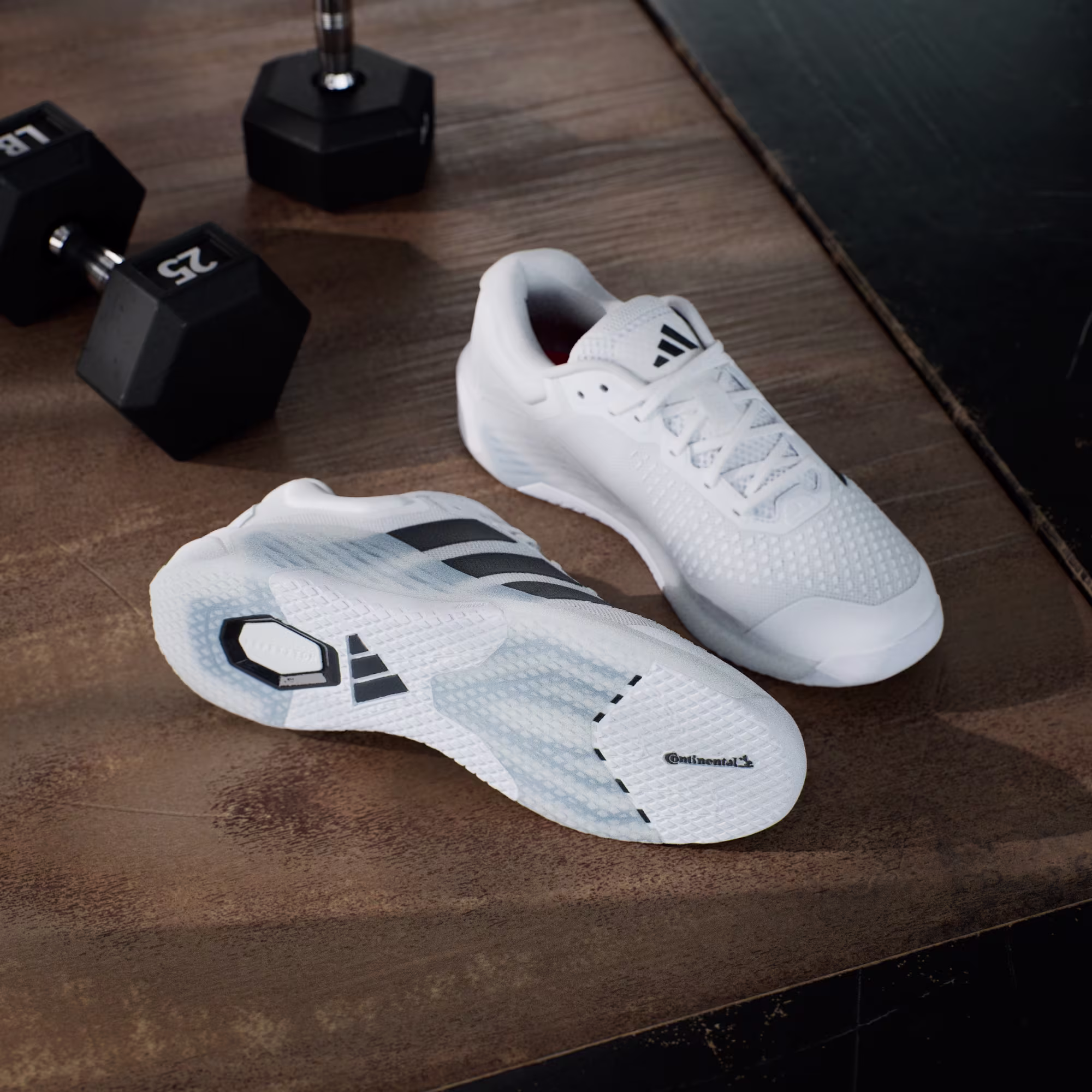 Adidas მამაკაცის სპორტული ფეხსაცმელი