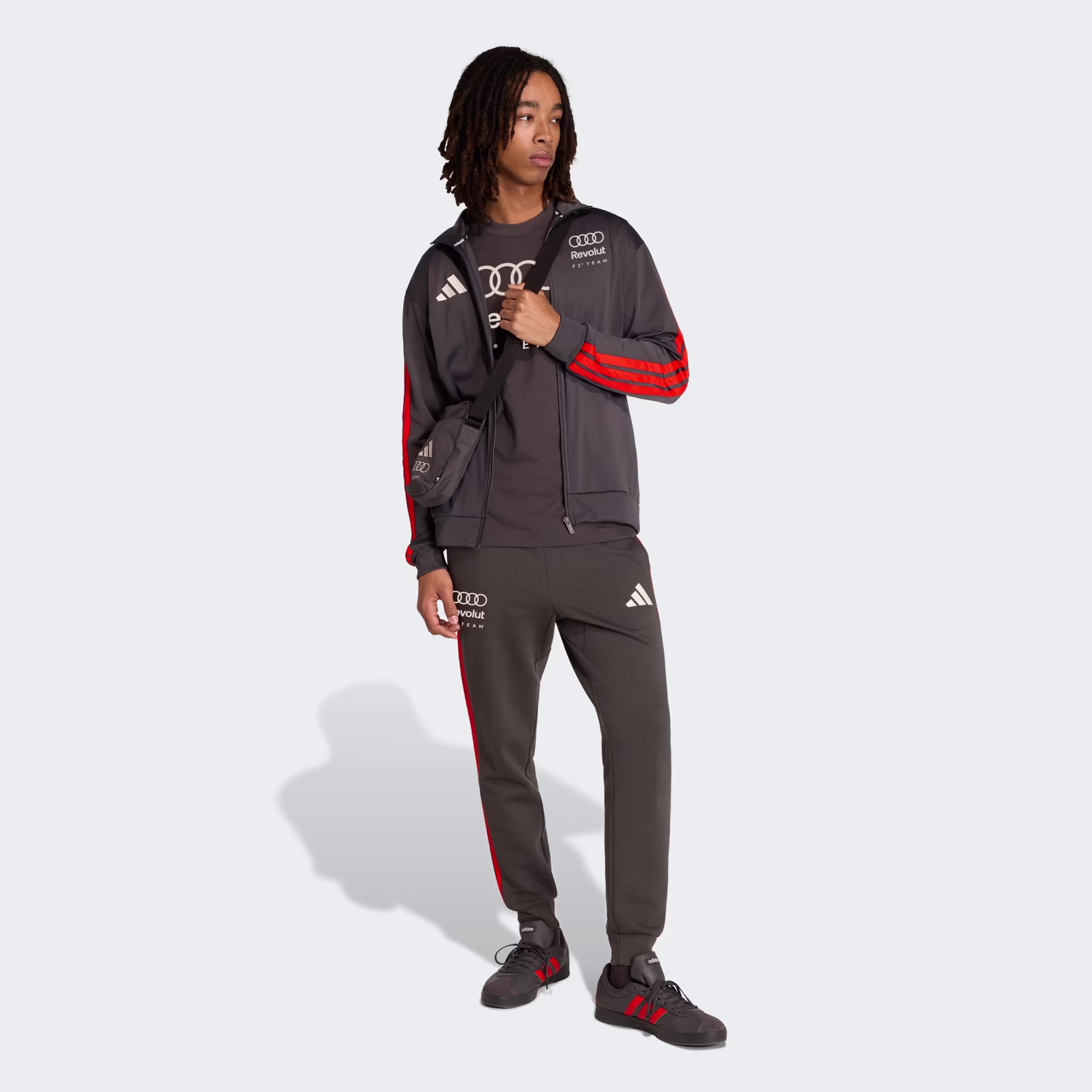 Adidas მამაკაცის მაისური