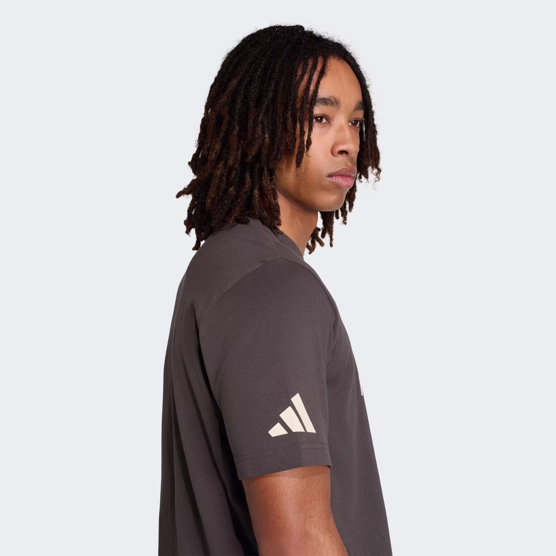 Adidas მამაკაცის მაისური