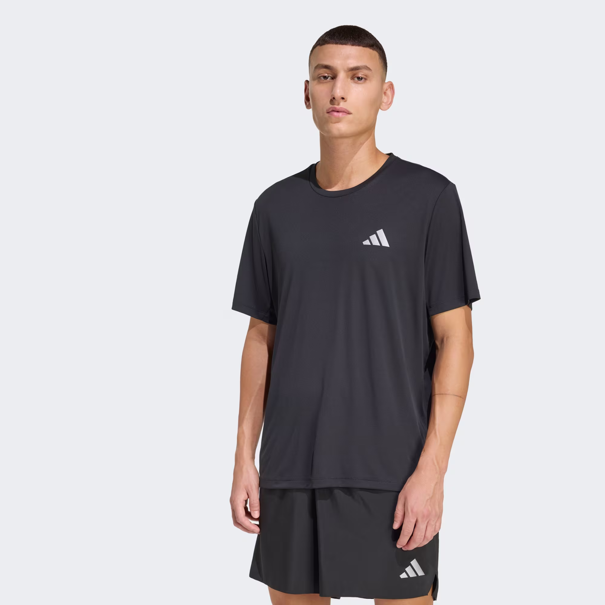 Adidas მამაკაცის მაისური