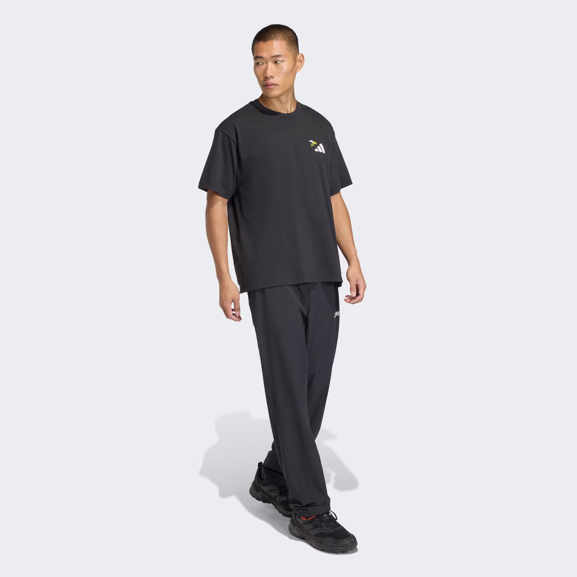 Adidas მამაკაცის მაისური