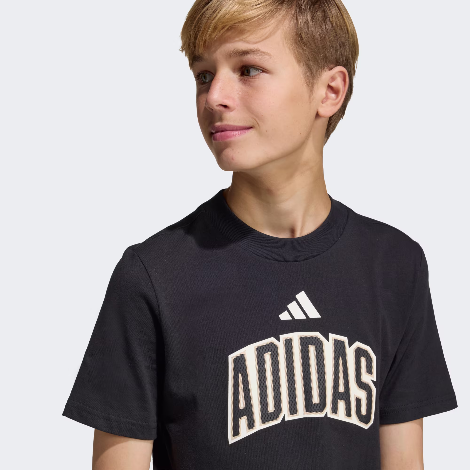 Adidas ბავშვის მაისური