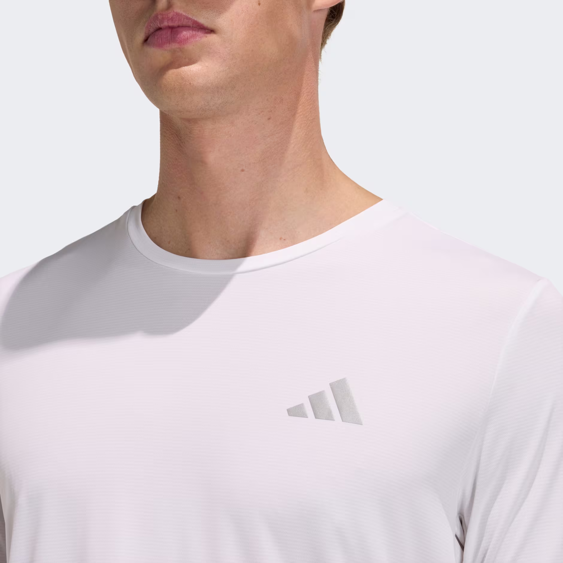 Adidas მამაკაცის მაისური