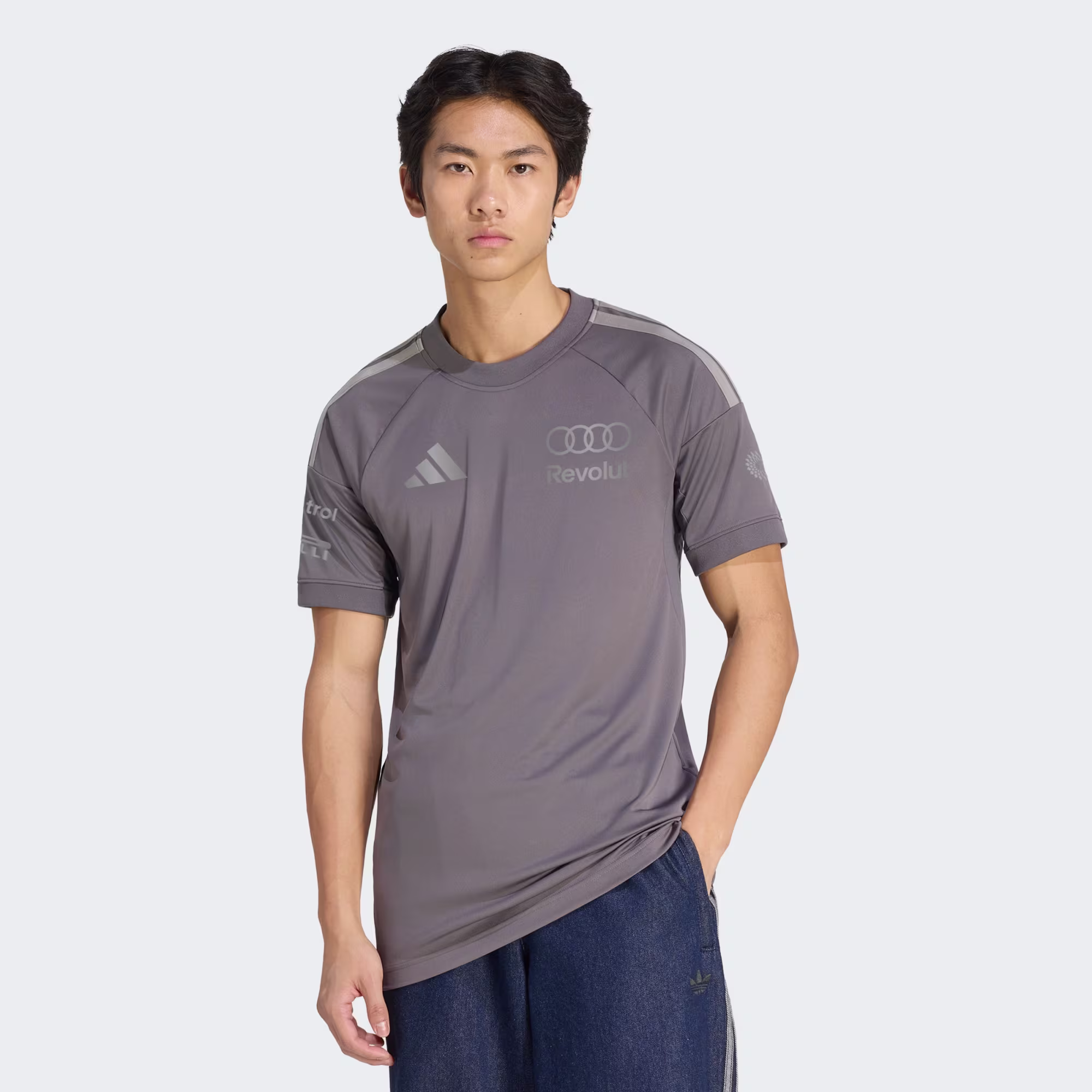 Adidas მამაკაცის მაისური