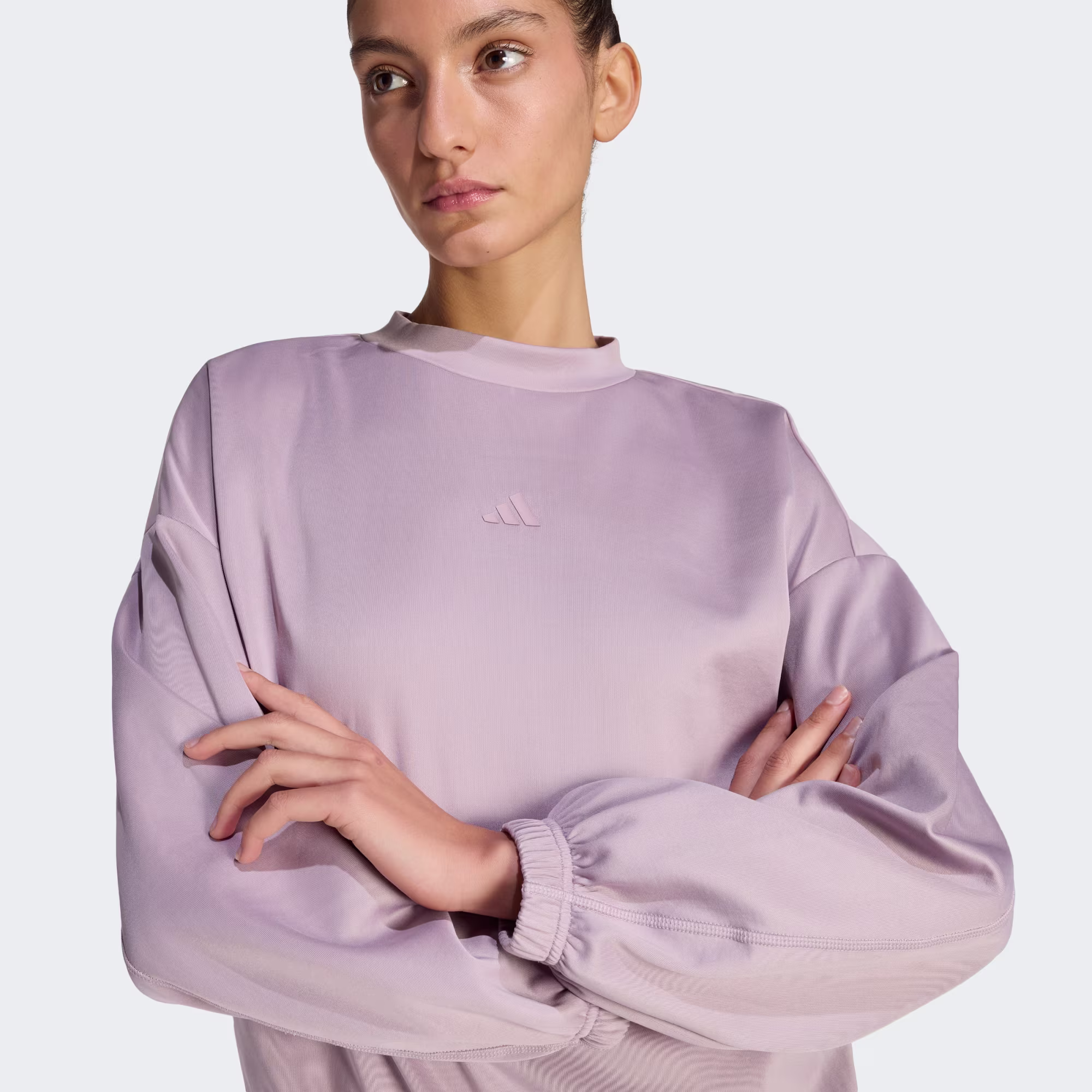 Adidas ქალის ჯემპრი