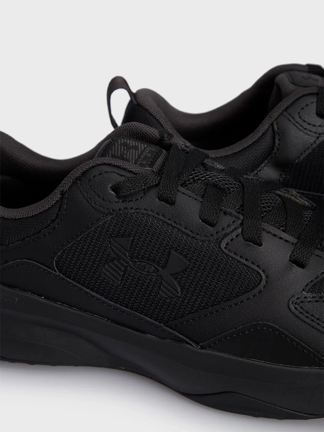 Under Armour მამაკაცის სპორტული ფეხსაცმელი UA Charged Edge