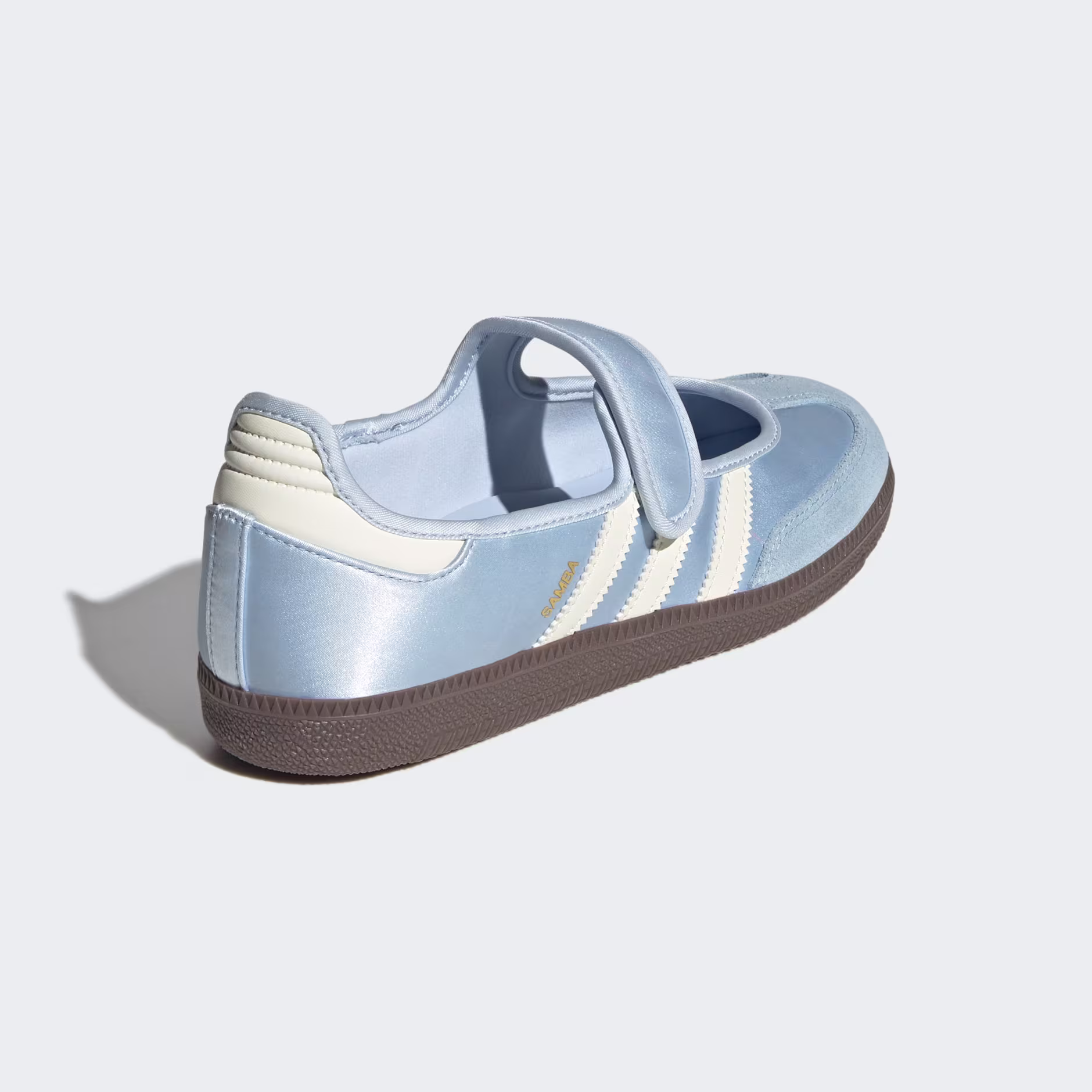 Adidas ქალის სპორტული ფეხსაცმელი