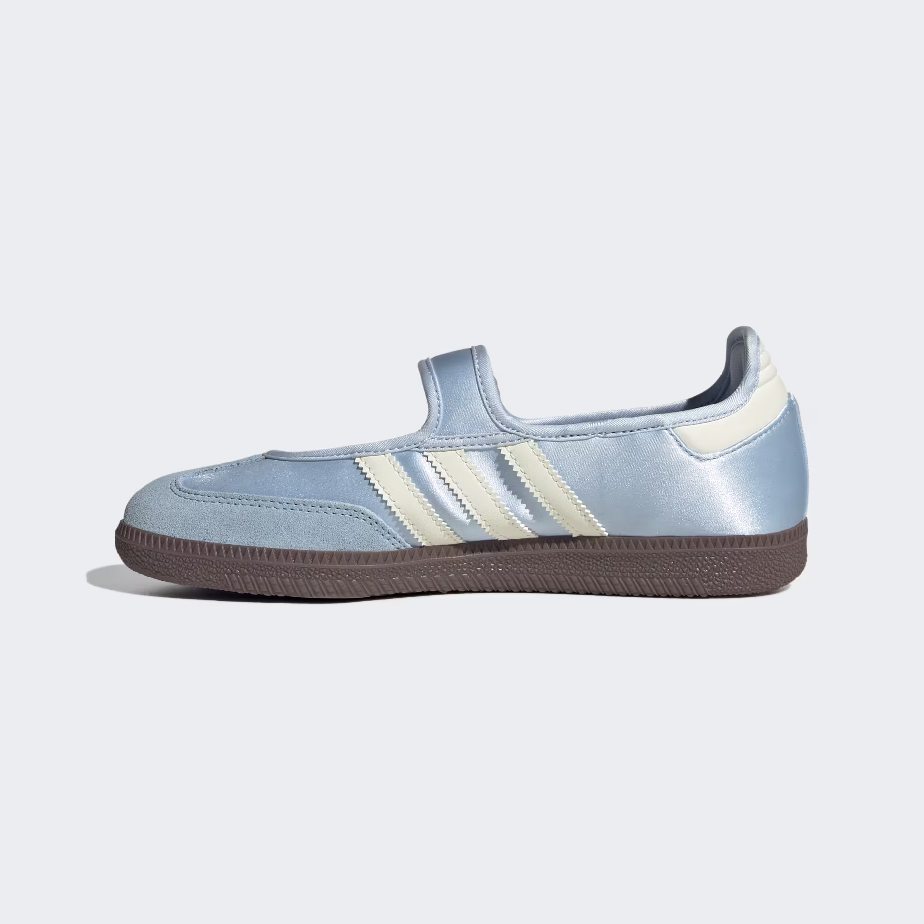 Adidas ქალის სპორტული ფეხსაცმელი