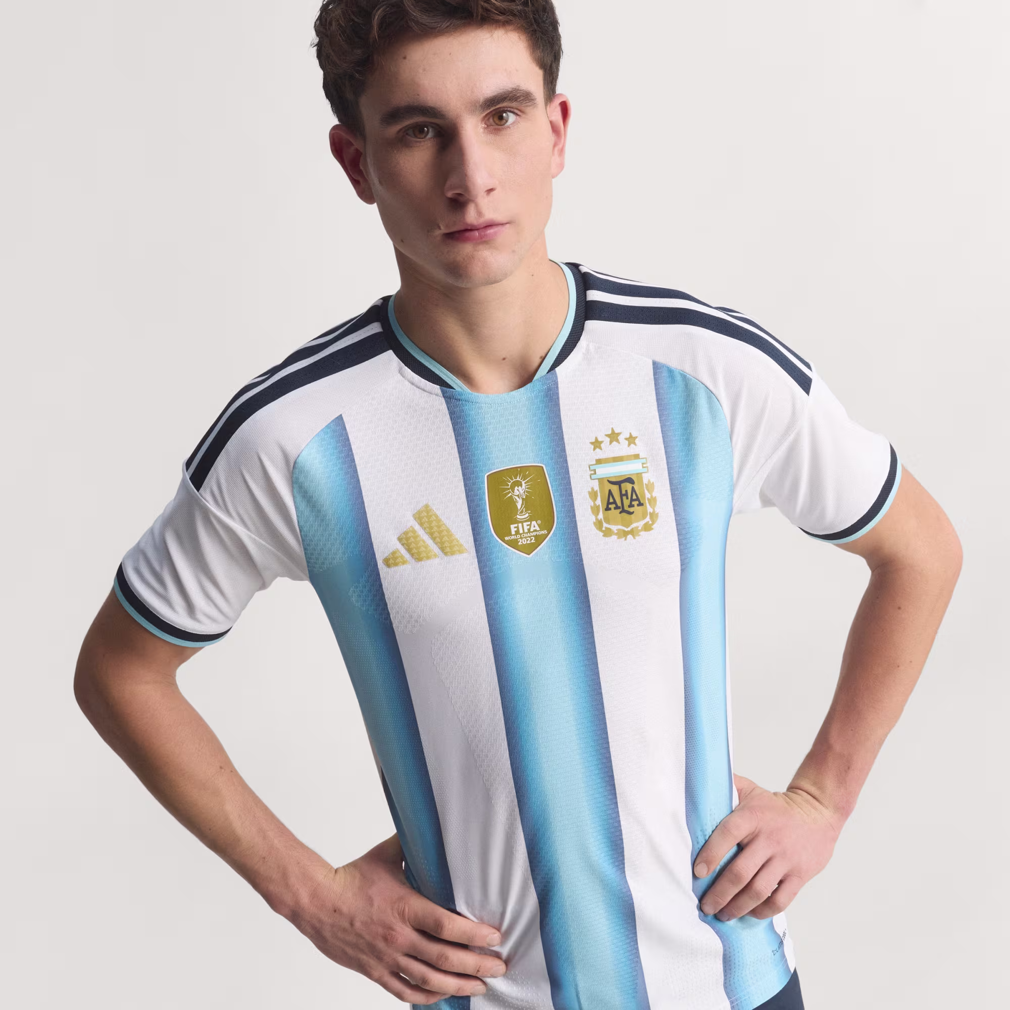 Adidas მამაკაცის მაისური