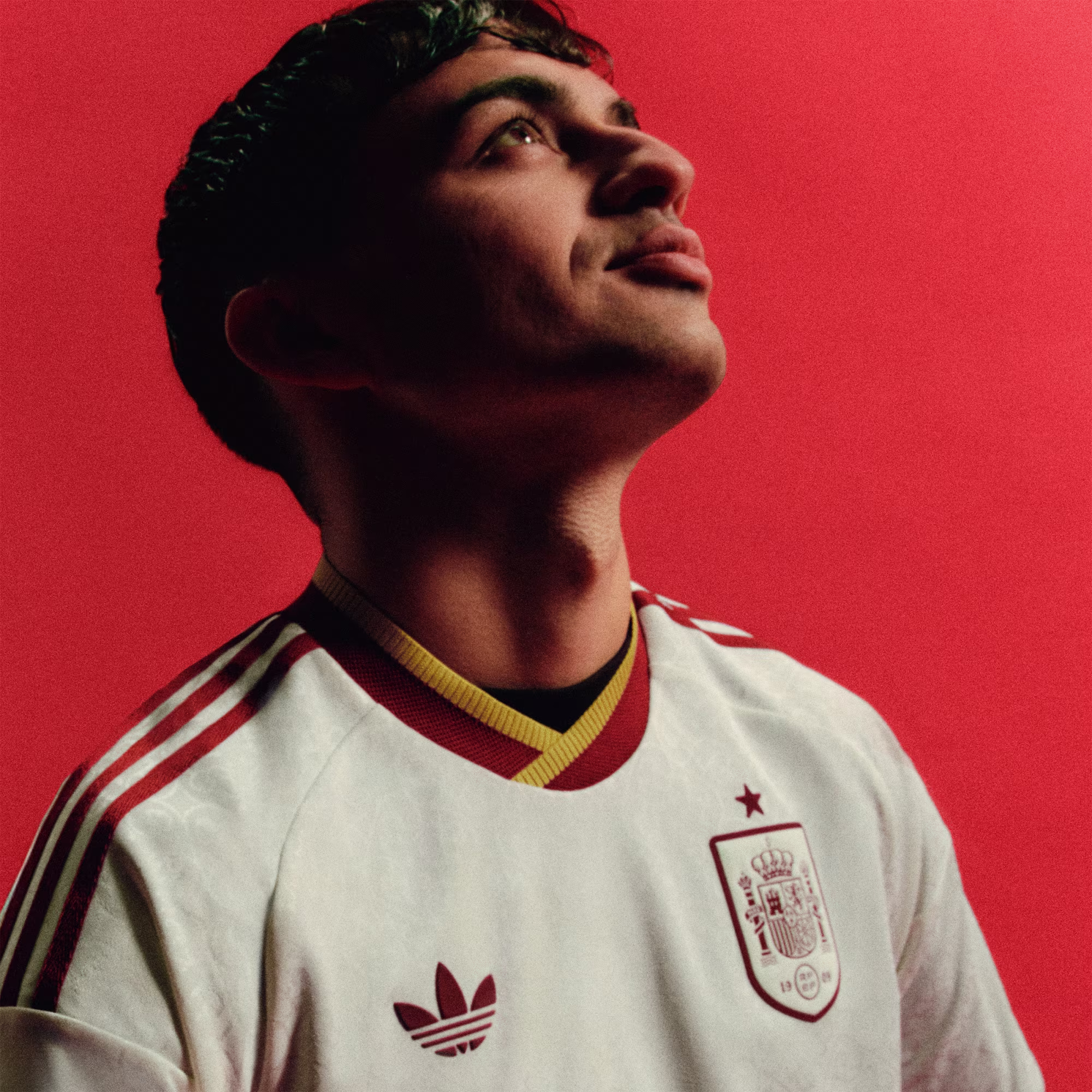 Adidas მამაკაცის მაისური