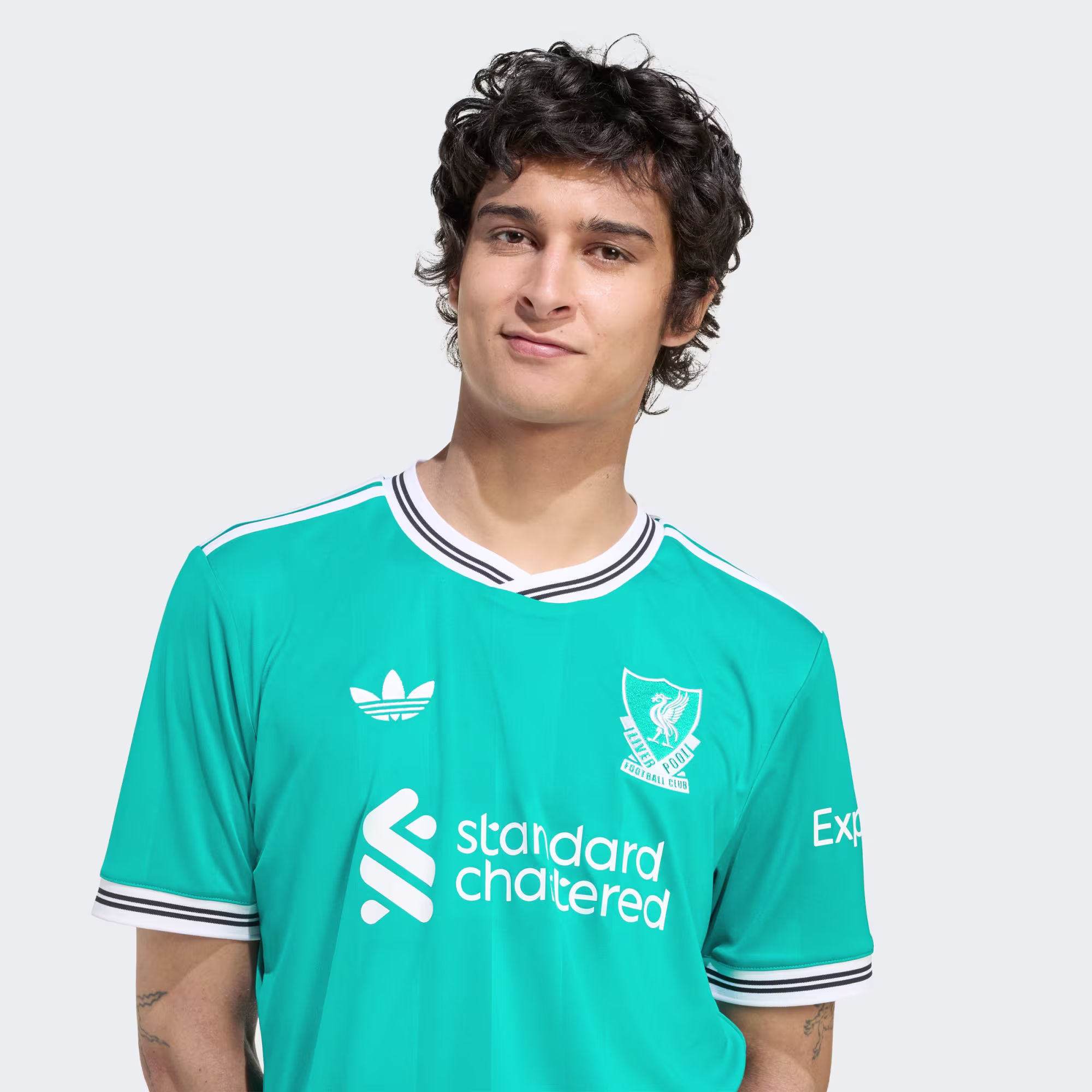 Adidas მამაკაცის მაისური