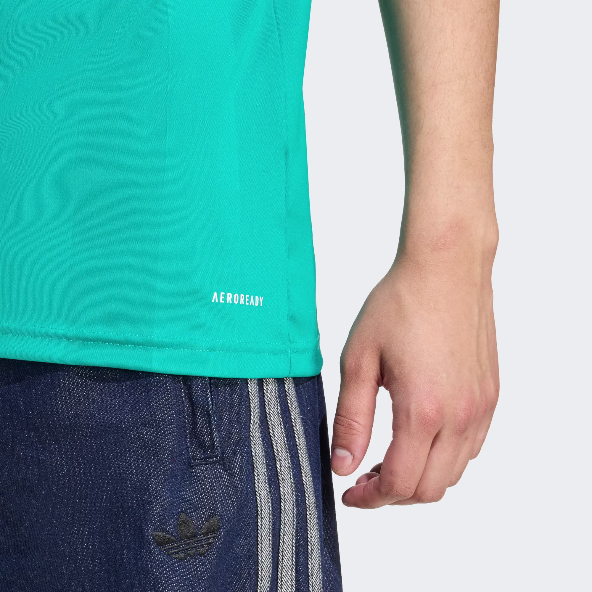 Adidas მამაკაცის მაისური