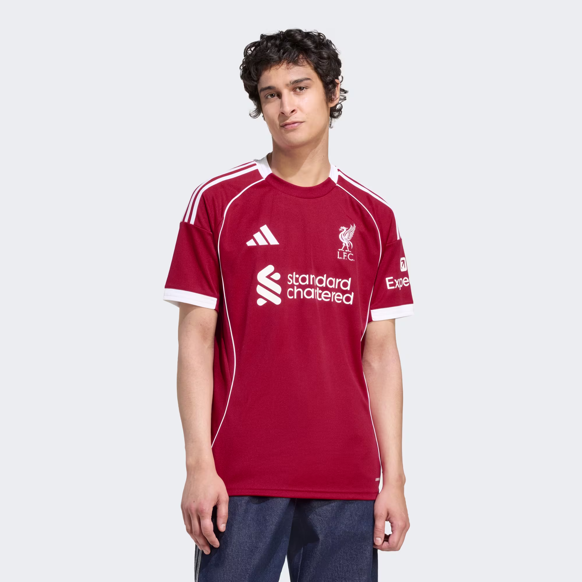 Adidas მამაკაცის მაისური