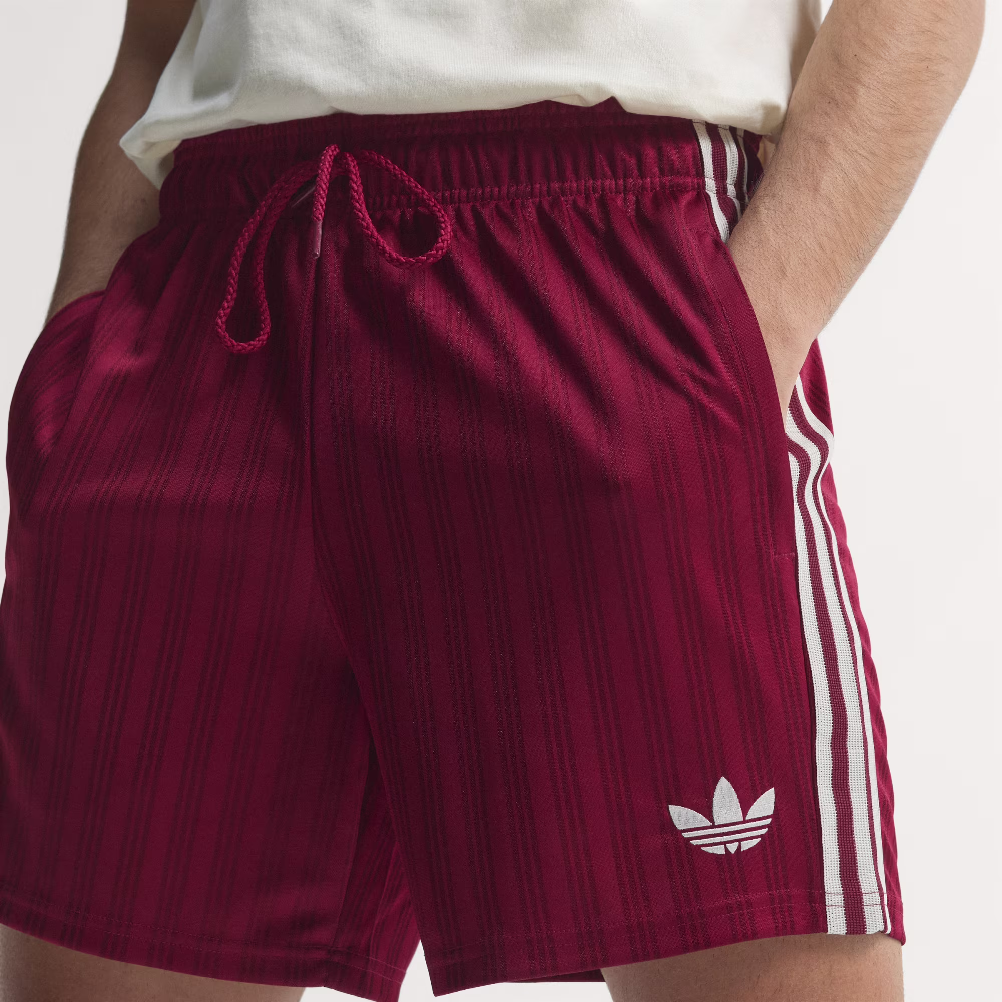 Adidas მამაკაცის შორტი
