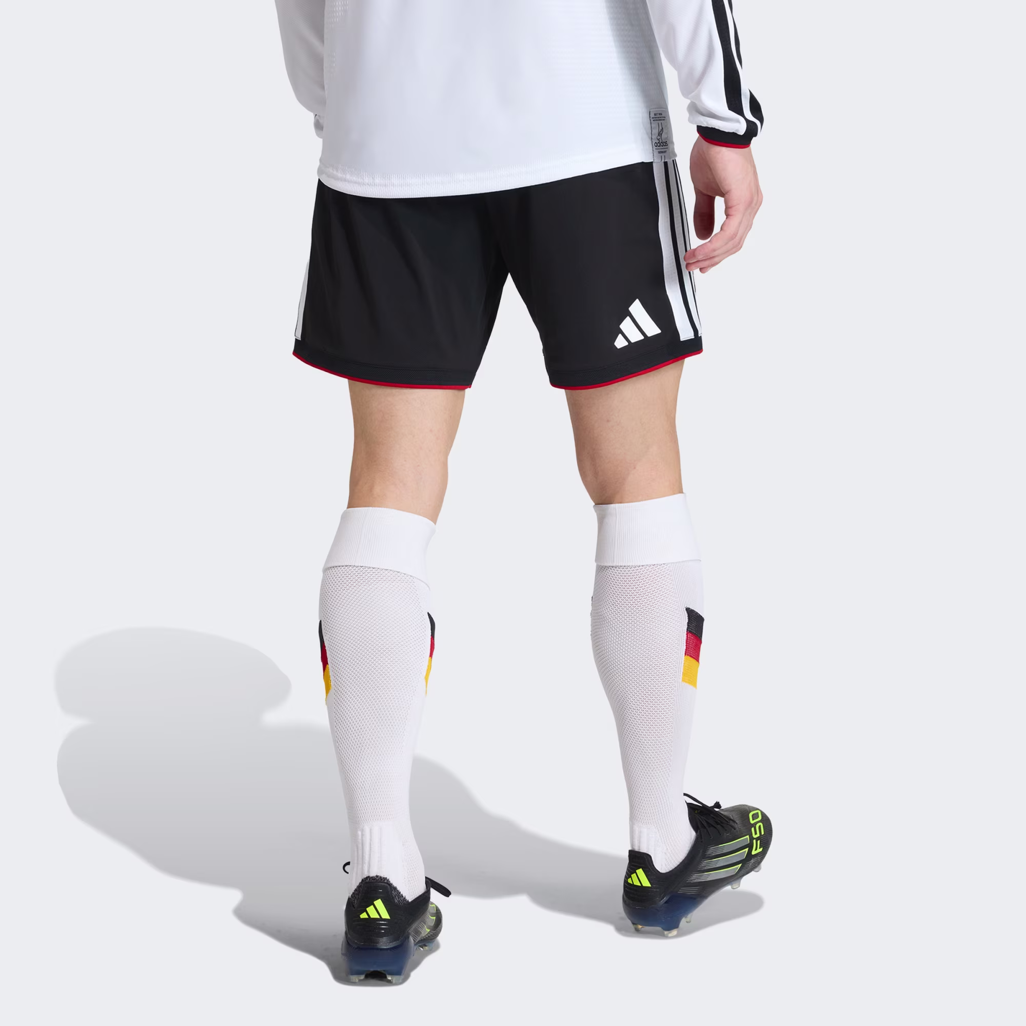 Adidas მამაკაცის შორტი