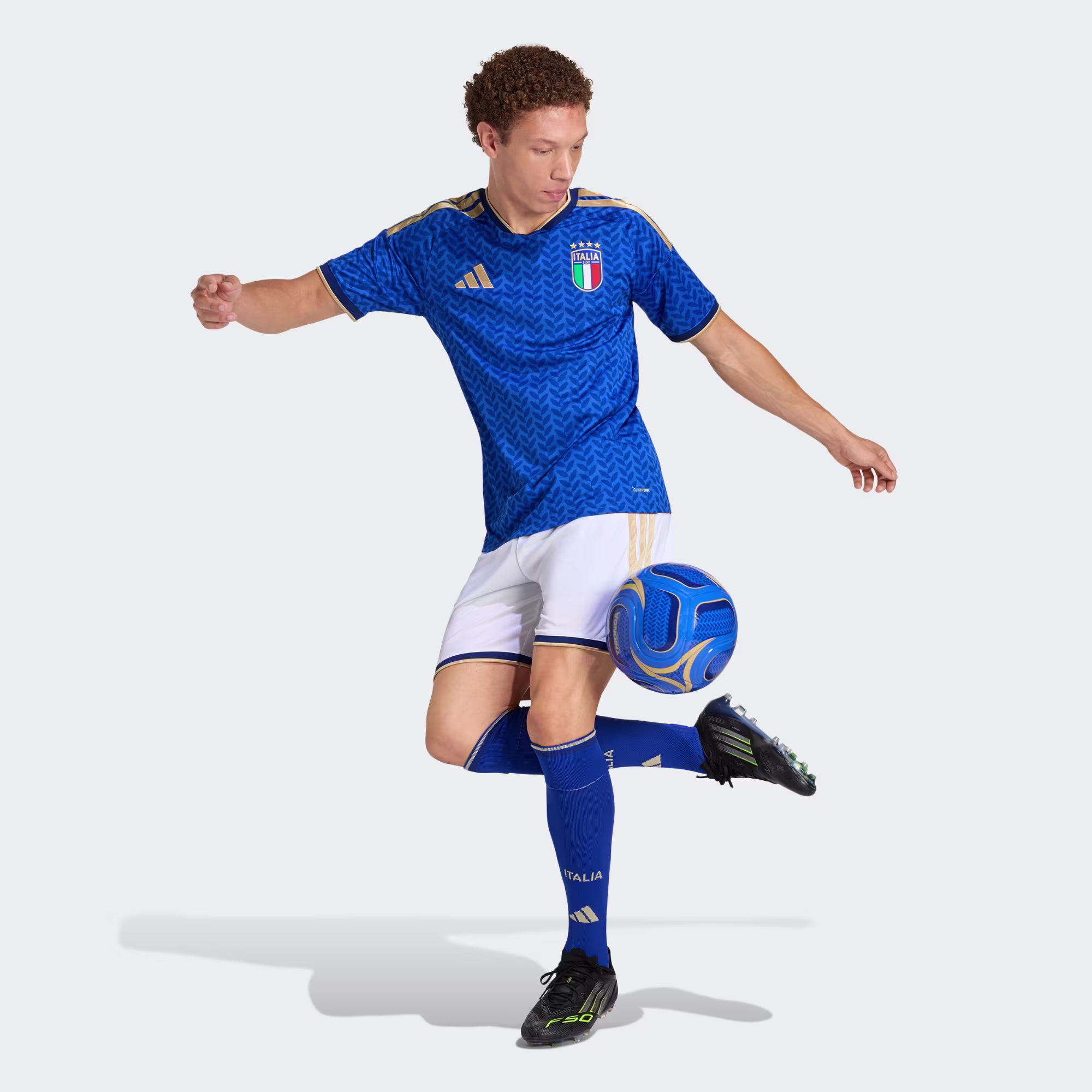 Adidas მამაკაცის შორტი