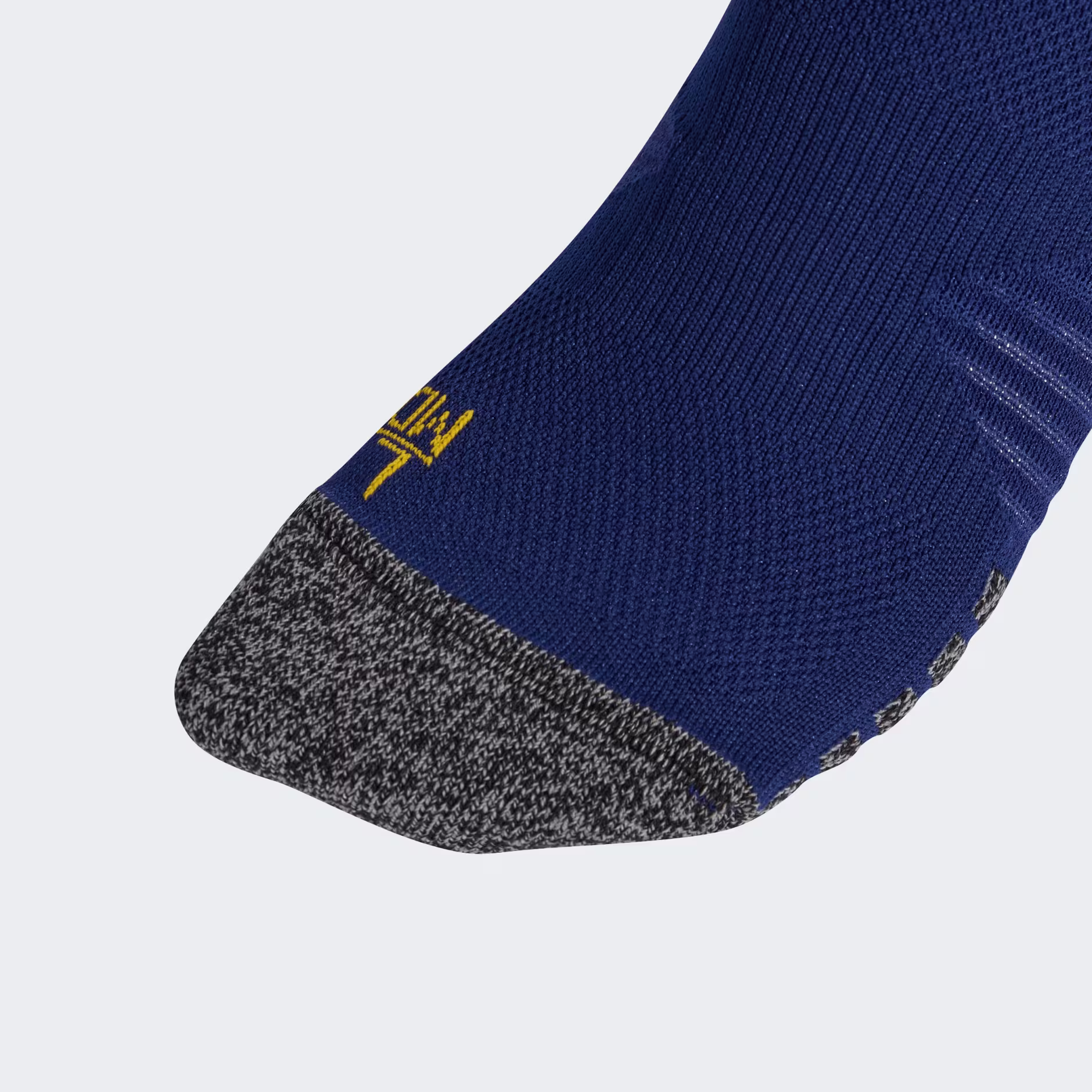 Adidas მამაკაცის წინდა
