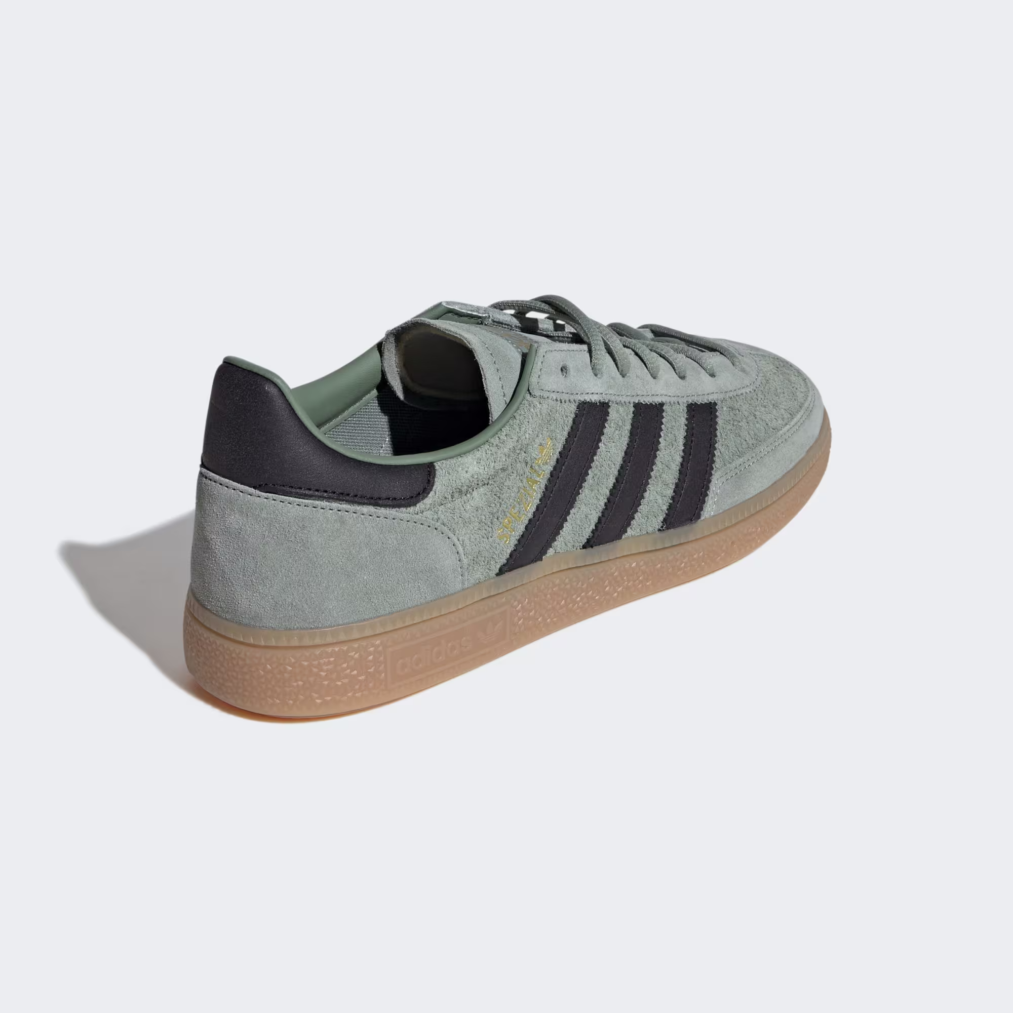 Adidas მამაკაცის სპორტული ფეხსაცმელი