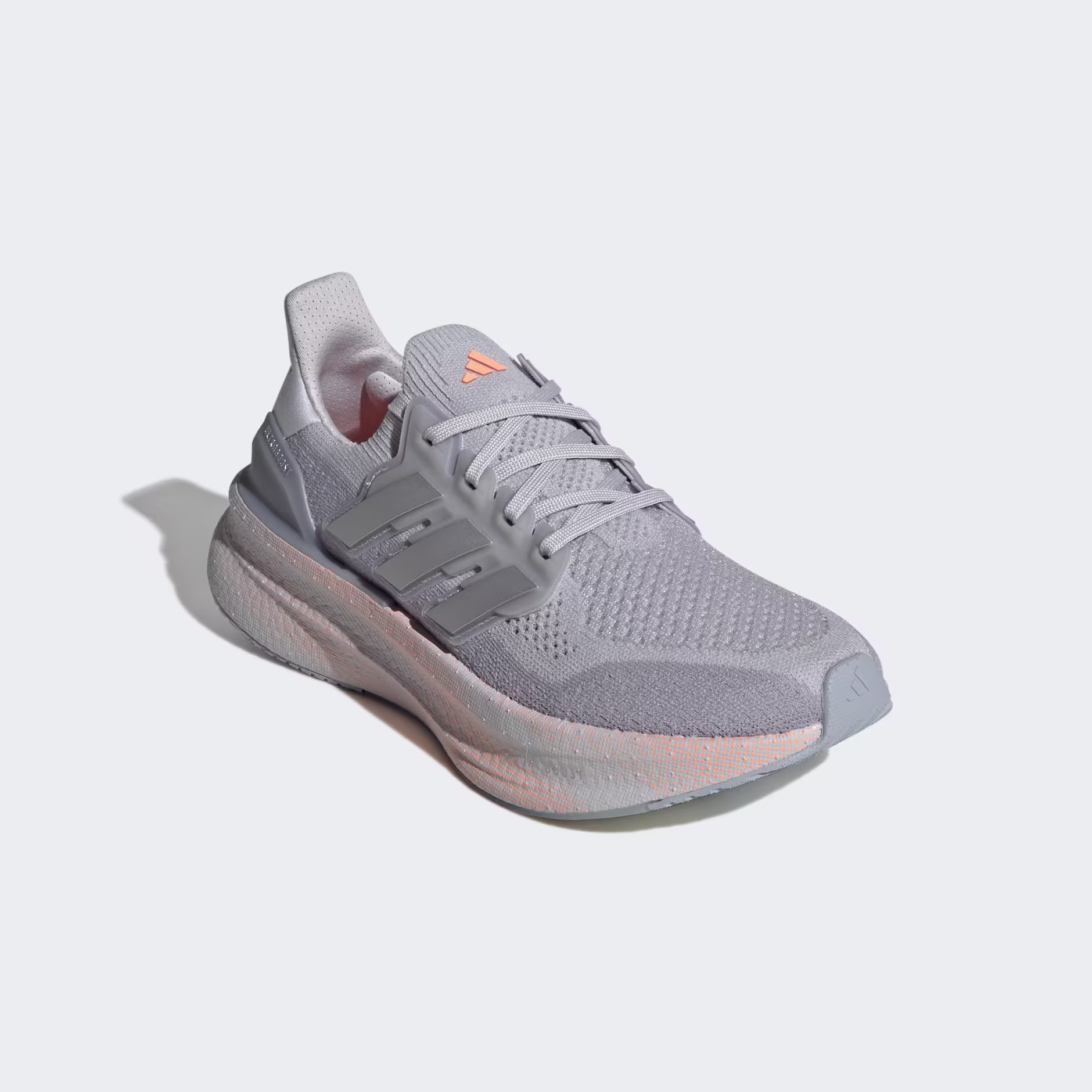 Adidas ქალის სპორტული ფეხსაცმელი