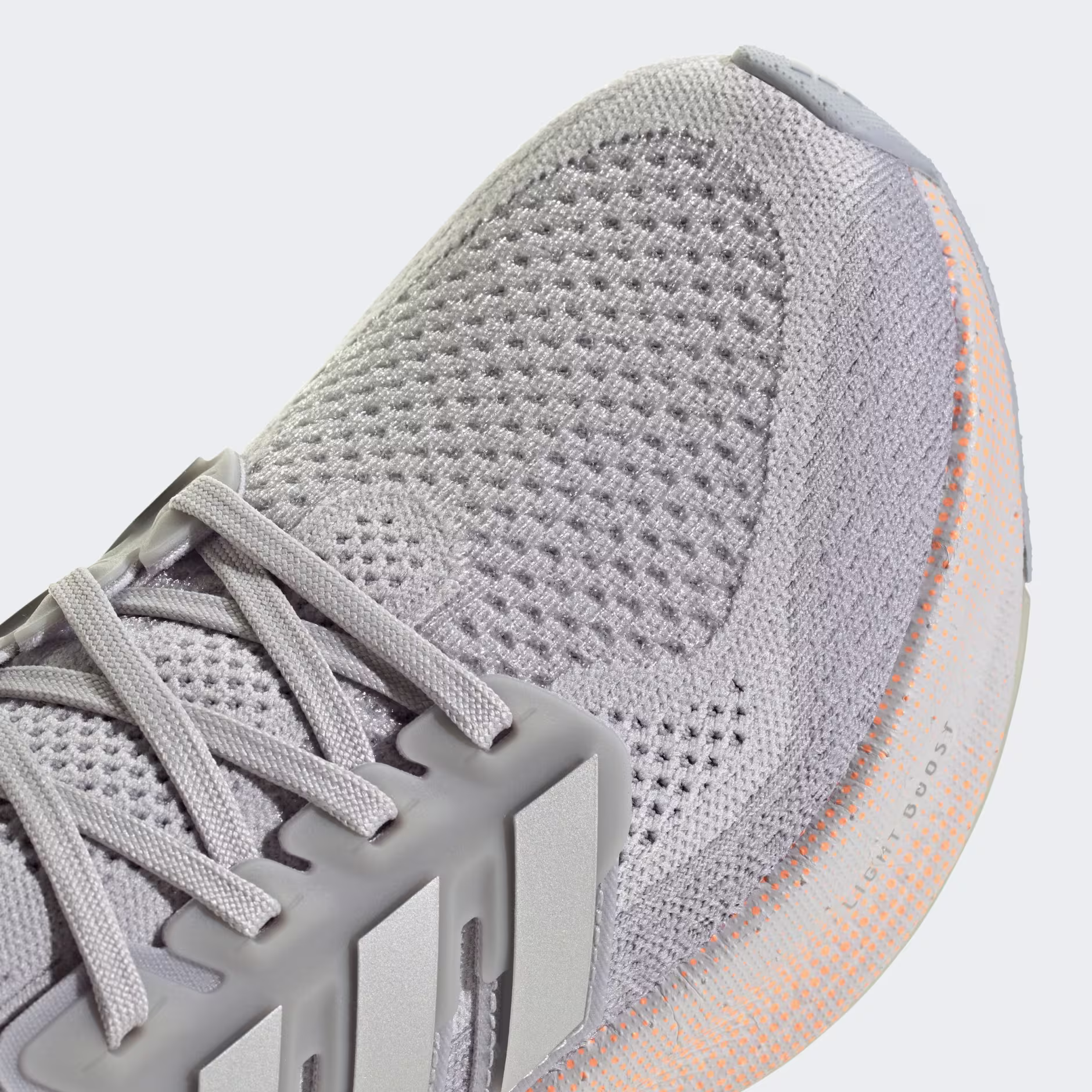 Adidas ქალის სპორტული ფეხსაცმელი