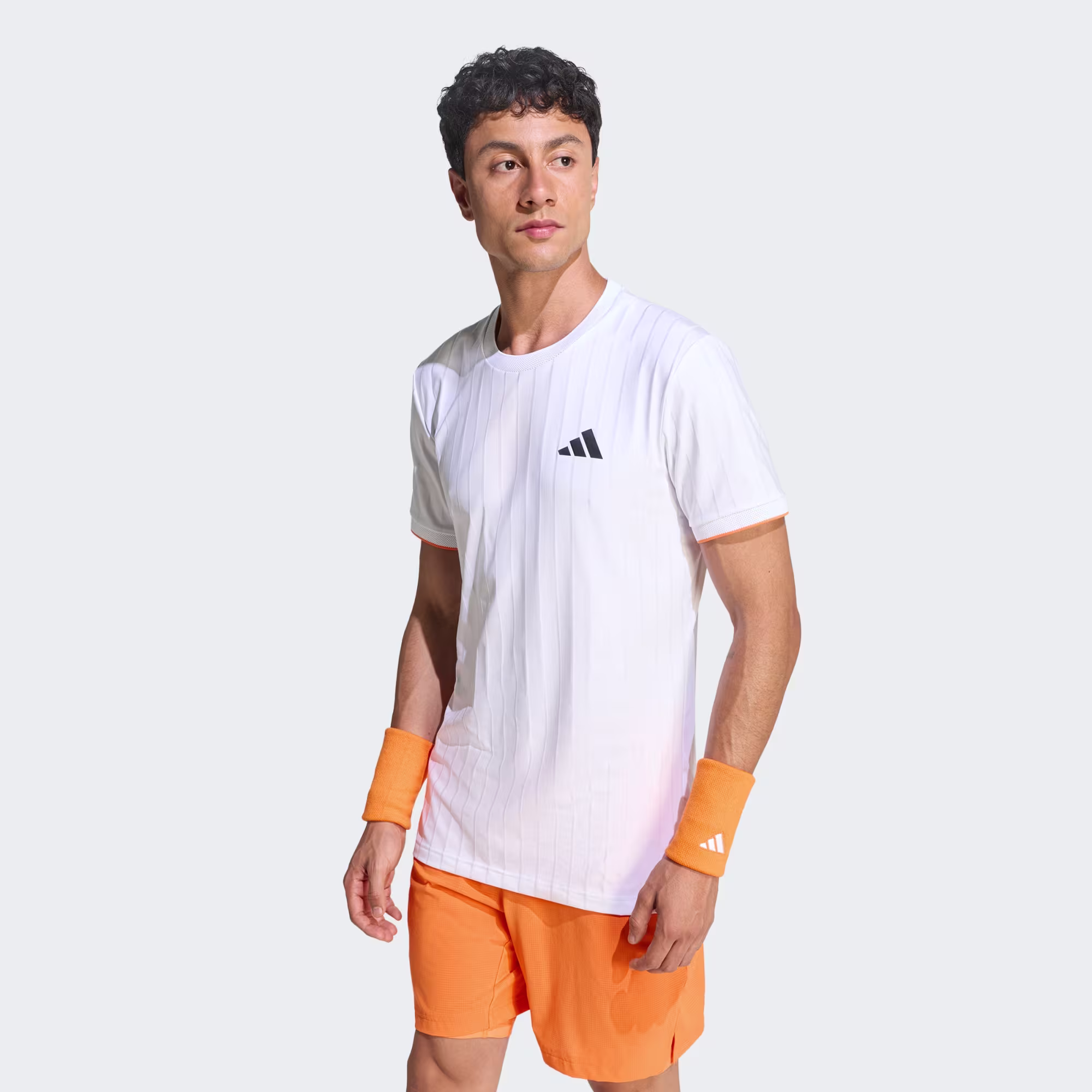 Adidas მამაკაცის მაისური