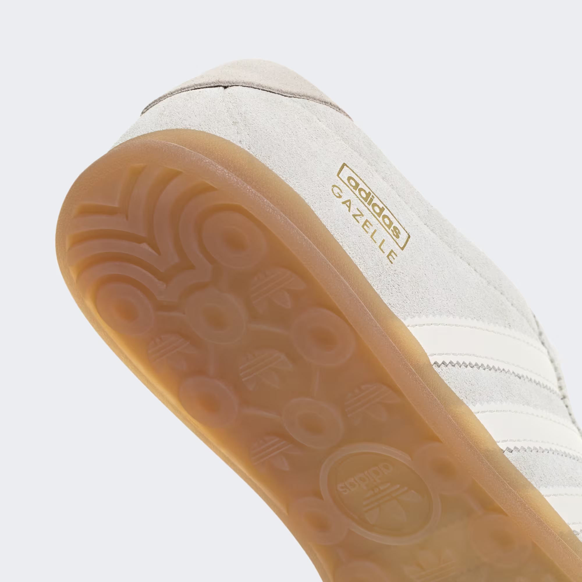 Adidas ქალის სპორტული ფეხსაცმელი