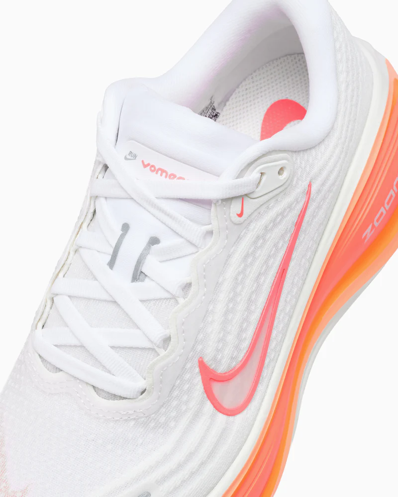 Nike ქალის სპორტული ფეხსაცმელი Vomero Plus Women's Road Running Shoes