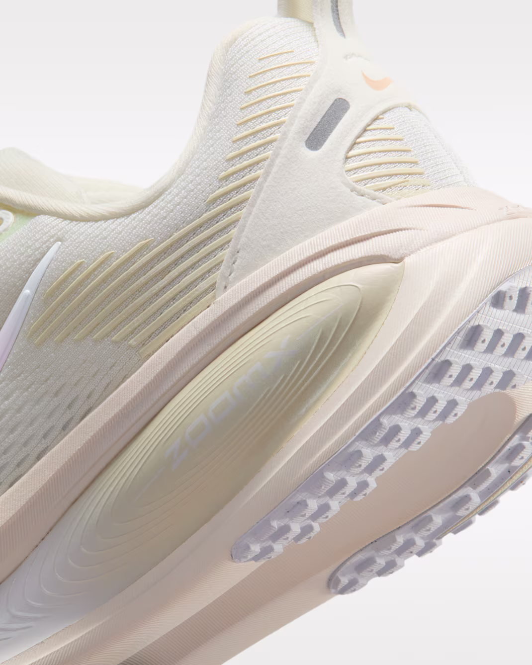 Nike ქალის სპორტული ფეხსაცმელი Vomero 18 Women's Road Running Shoes