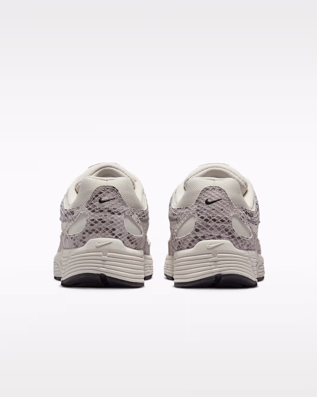Nike ქალის სპორტული ფეხსაცმელი