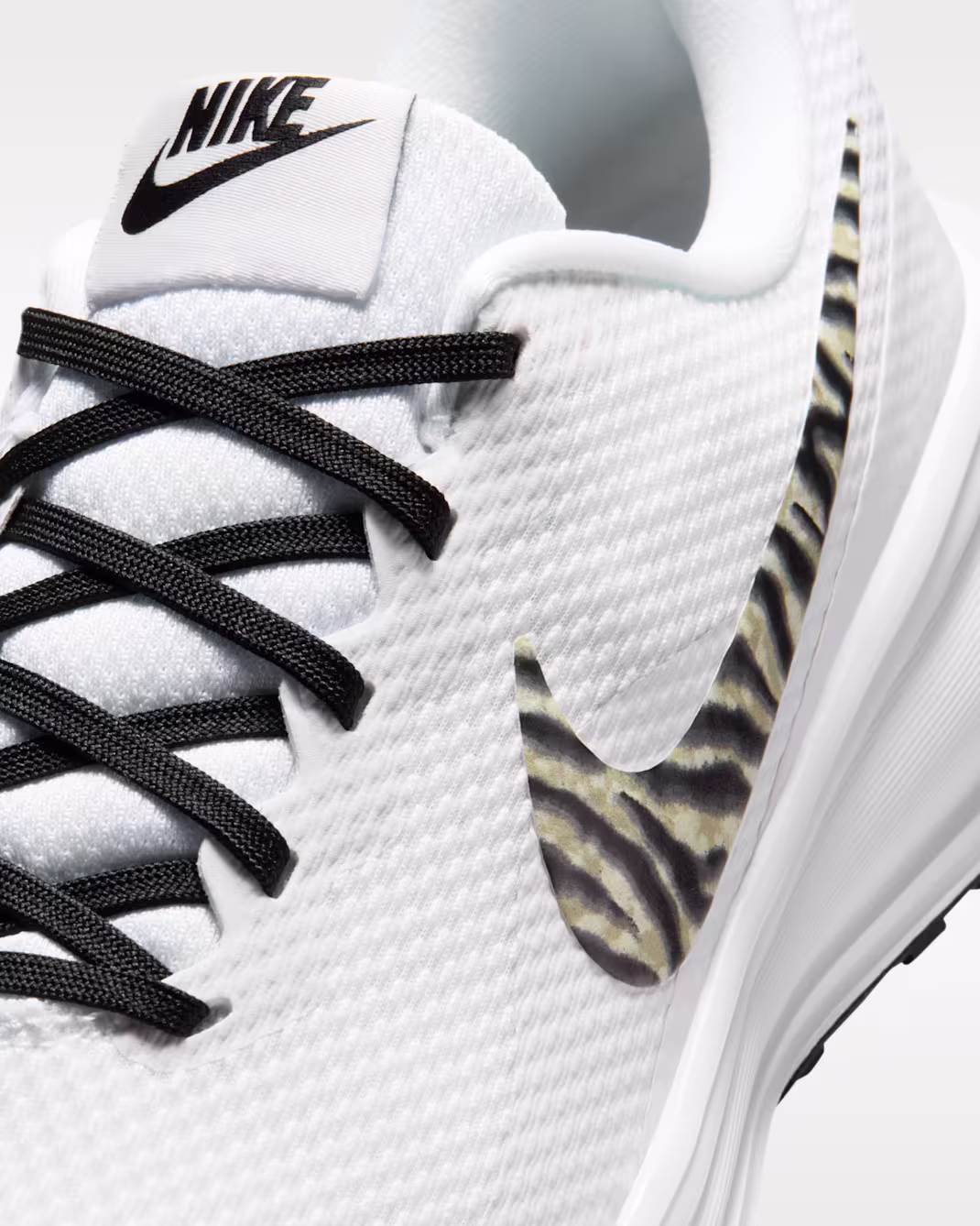 Nike ქალის სპორტული ფეხსაცმელი