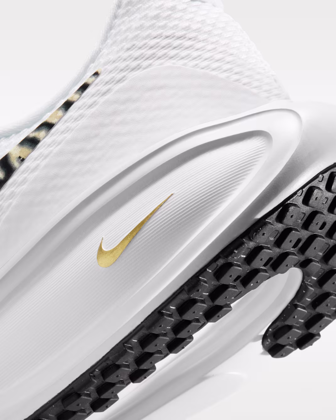 Nike ქალის სპორტული ფეხსაცმელი