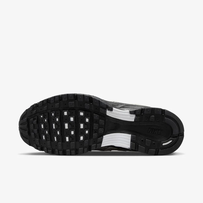 Nike ქალის სპორტული ფეხსაცმელი