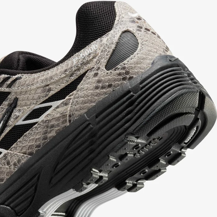 Nike ქალის სპორტული ფეხსაცმელი
