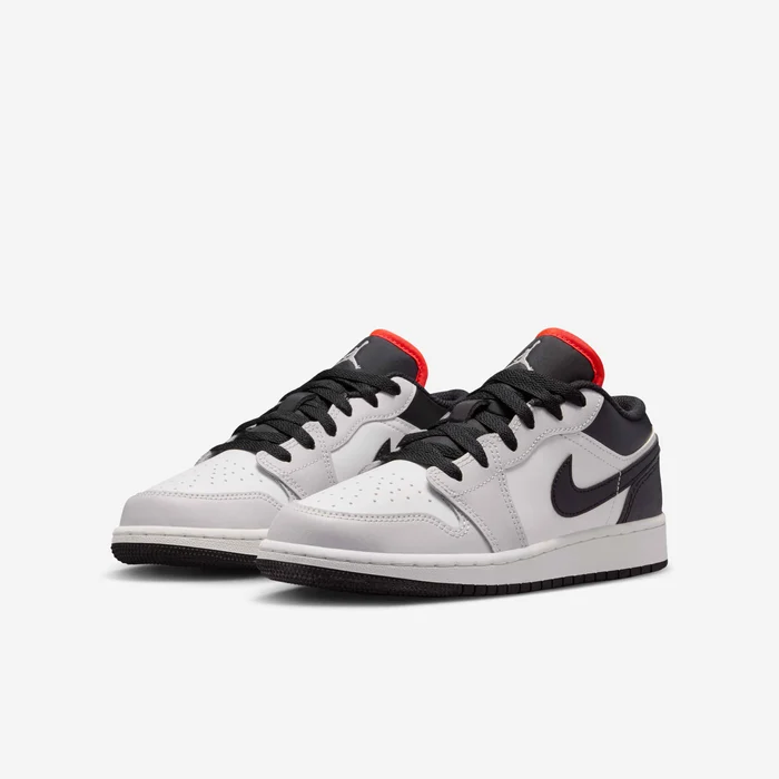 Nike ბავშვის სპორტული ფეხსაცმელი