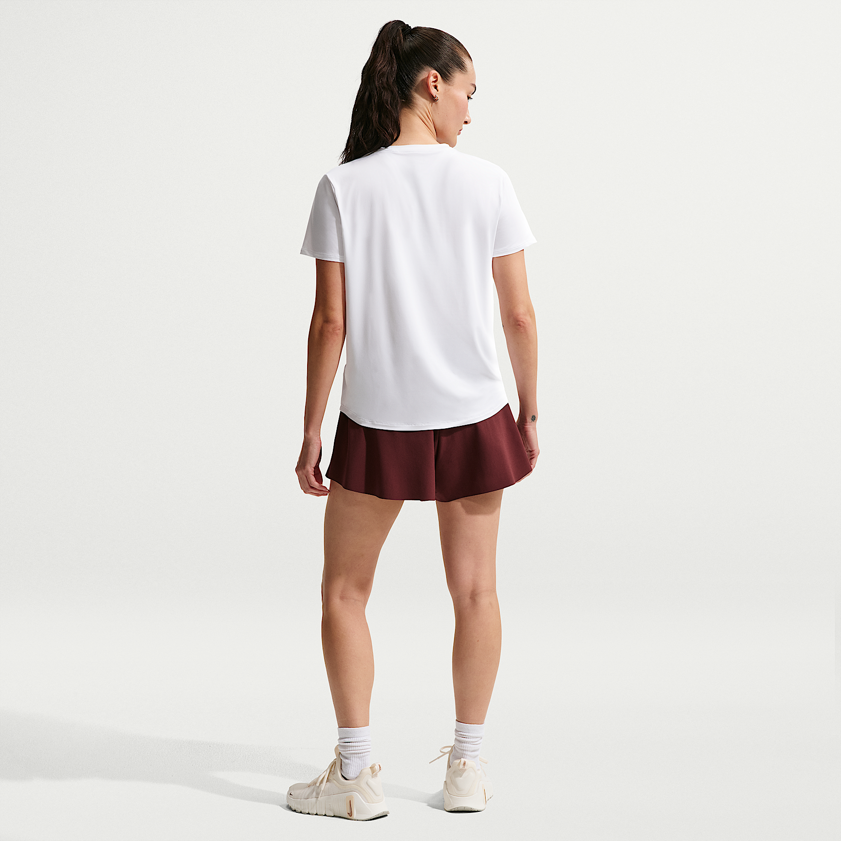 Nike ქალის მაისური