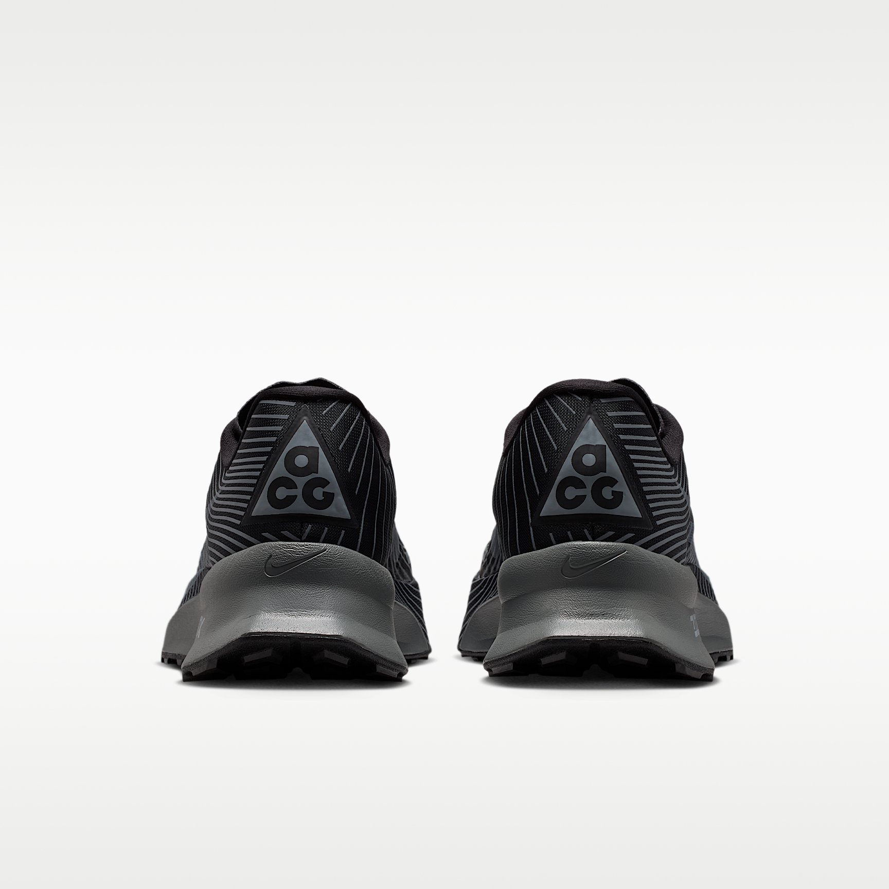 Nike მამაკაცის სპორტული ფეხსაცმელი