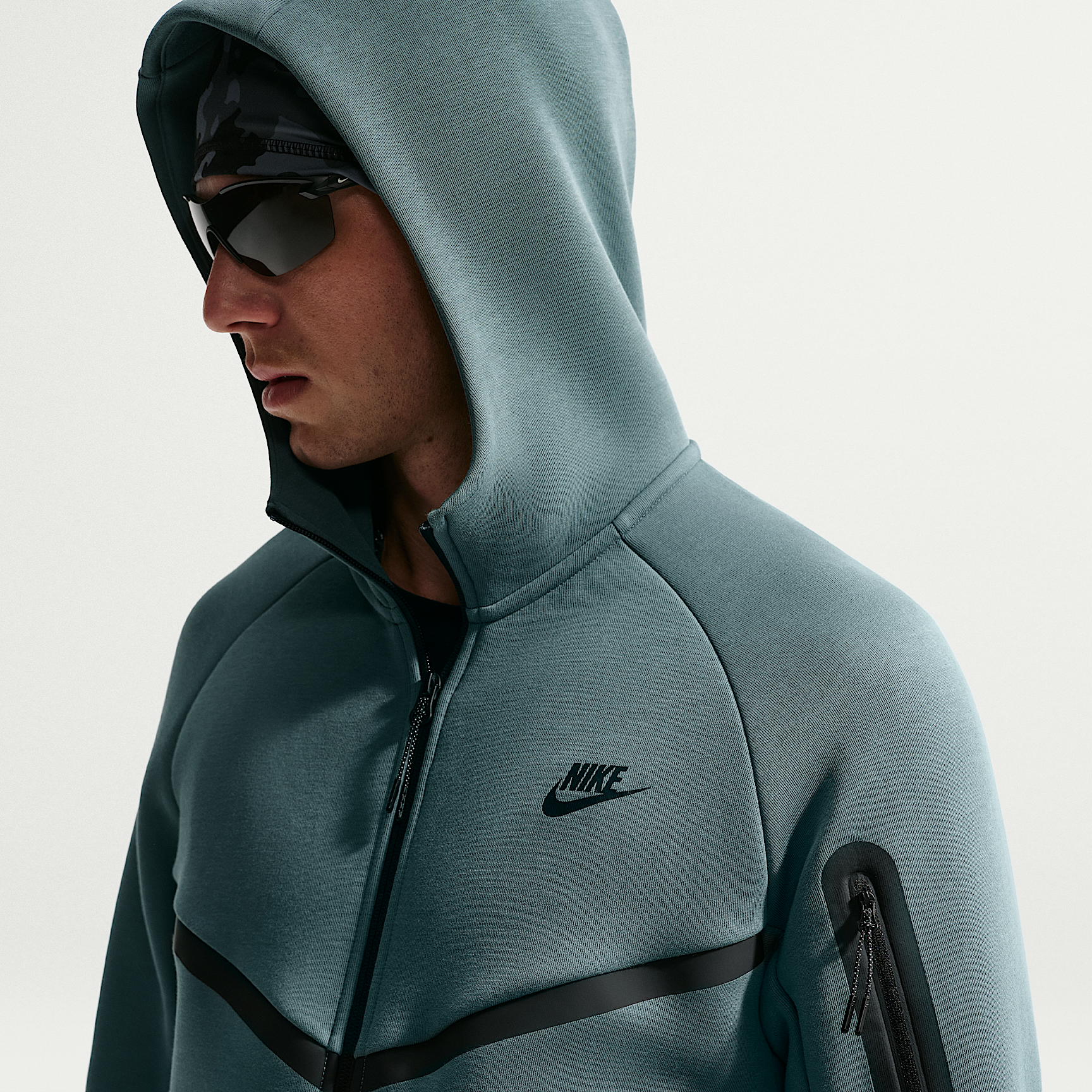 Nike მამაკაცის ჯემპრი