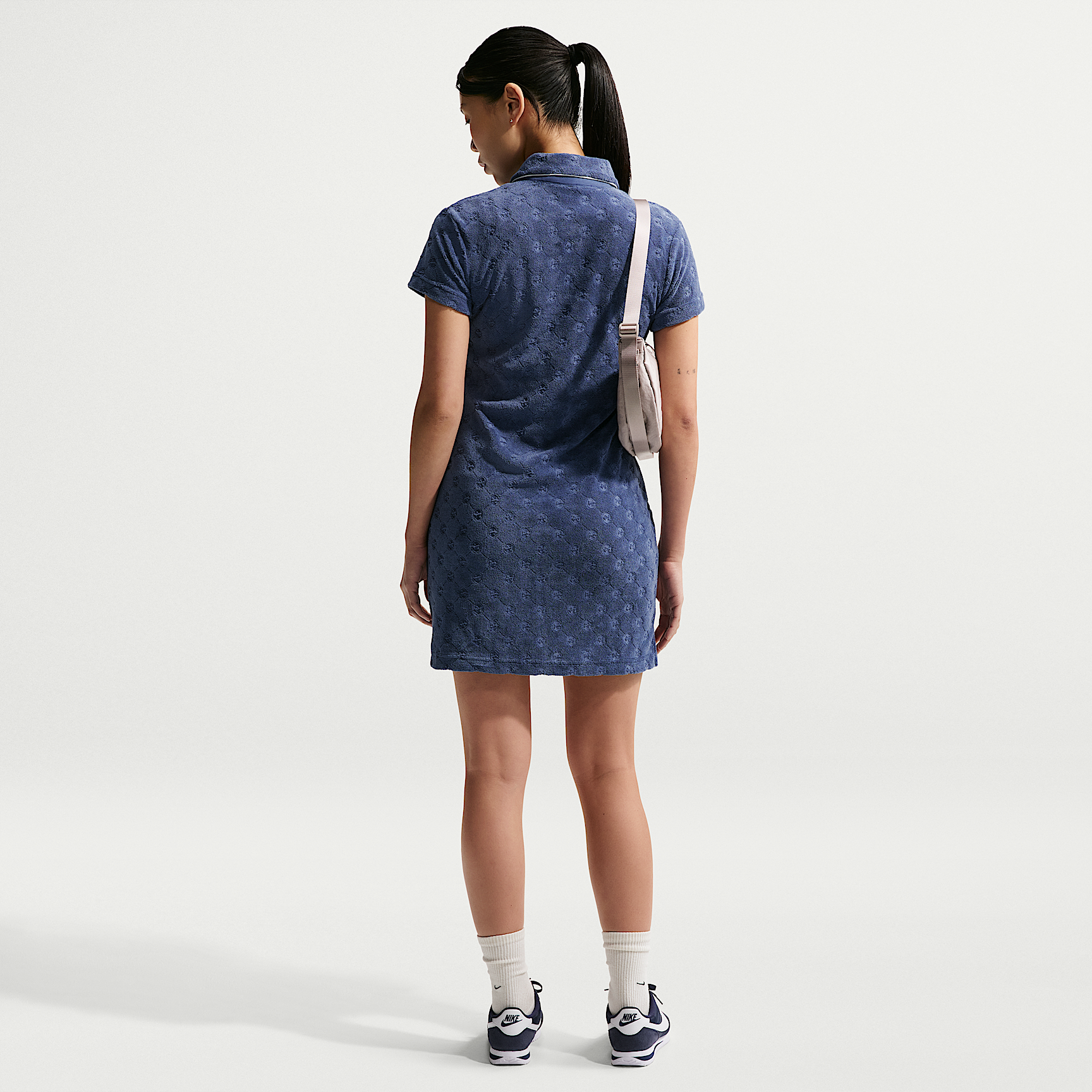 Nike ქალის მაისური