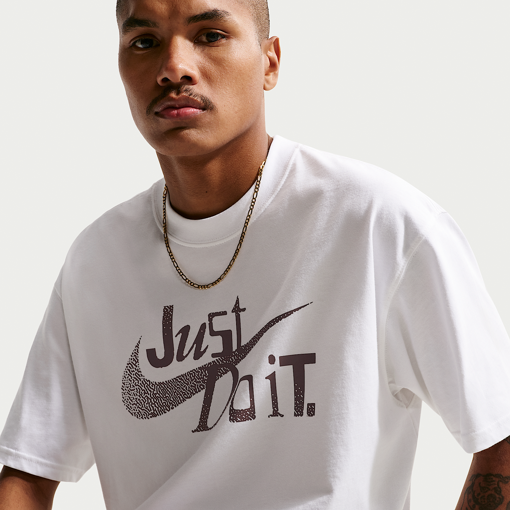 Nike მამაკაცის მაისური