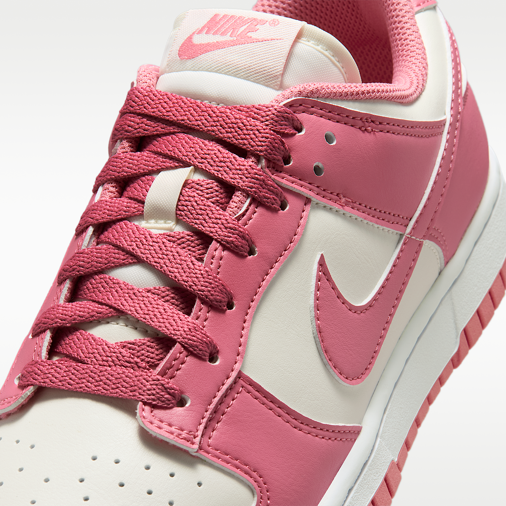 Nike ქალის სპორტული ფეხსაცმელი