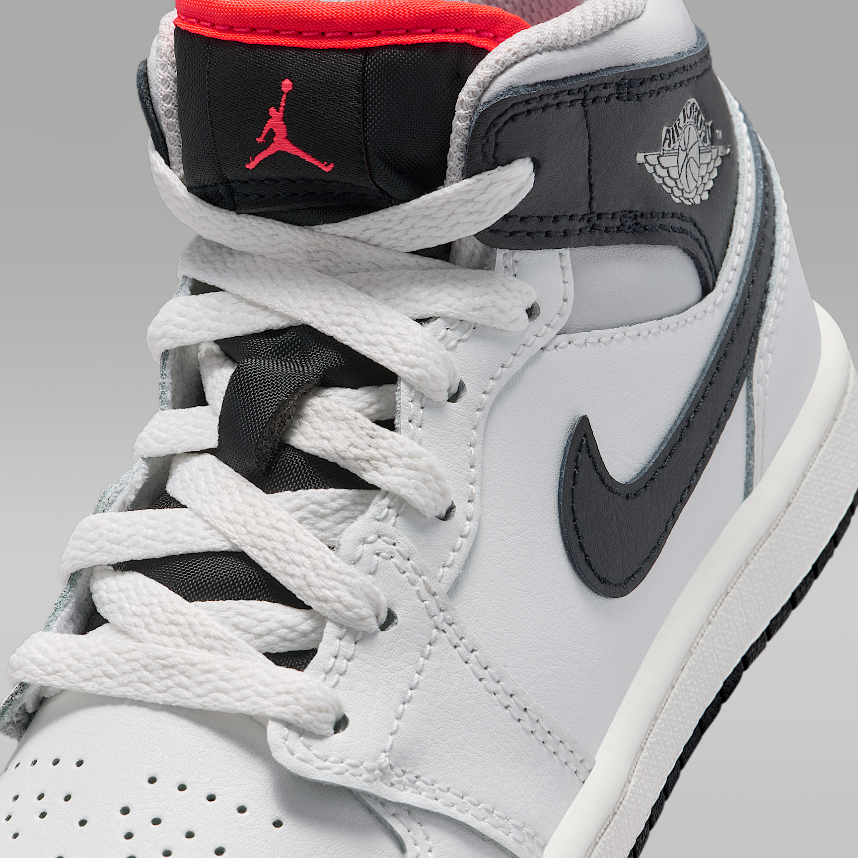 Nike ბავშვის სპორტული ფეხსაცმელი
