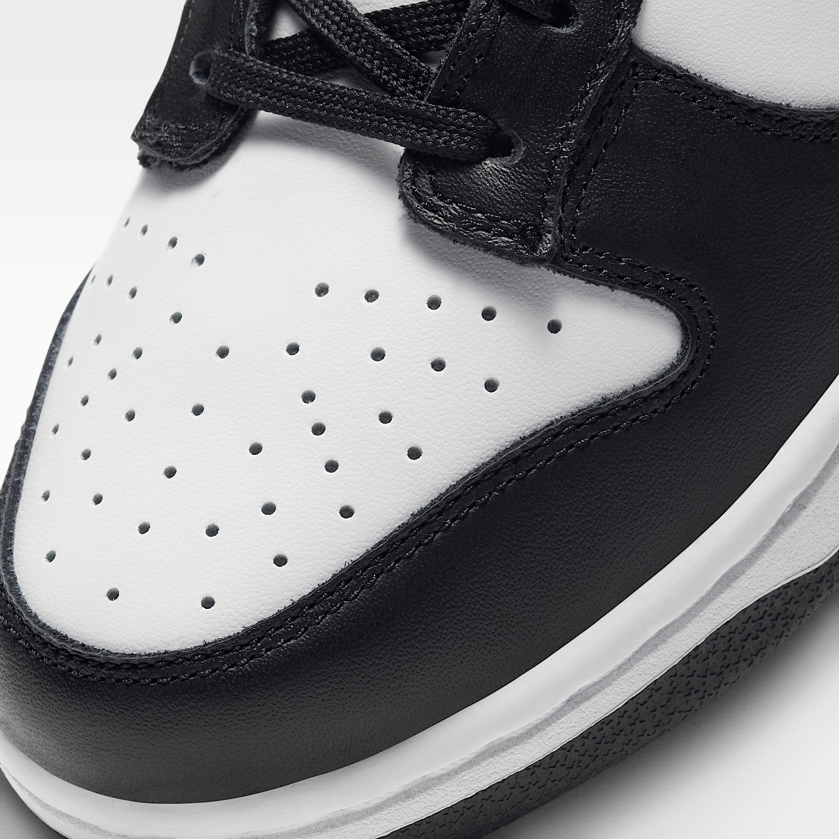 Nike ქალის სპორტული ფეხსაცმელი W NIKE DUNK LOW