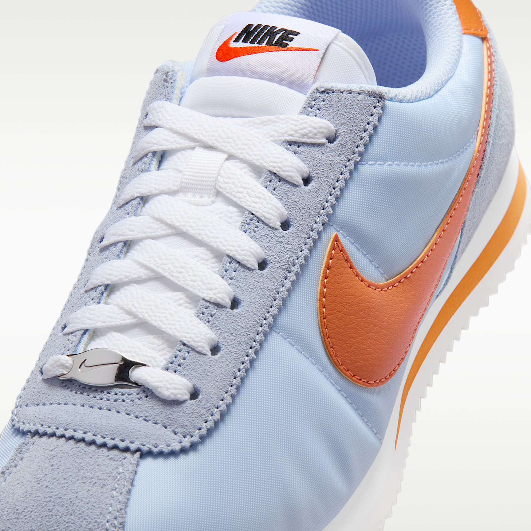 Nike ქალის სპორტული ფეხსაცმელი