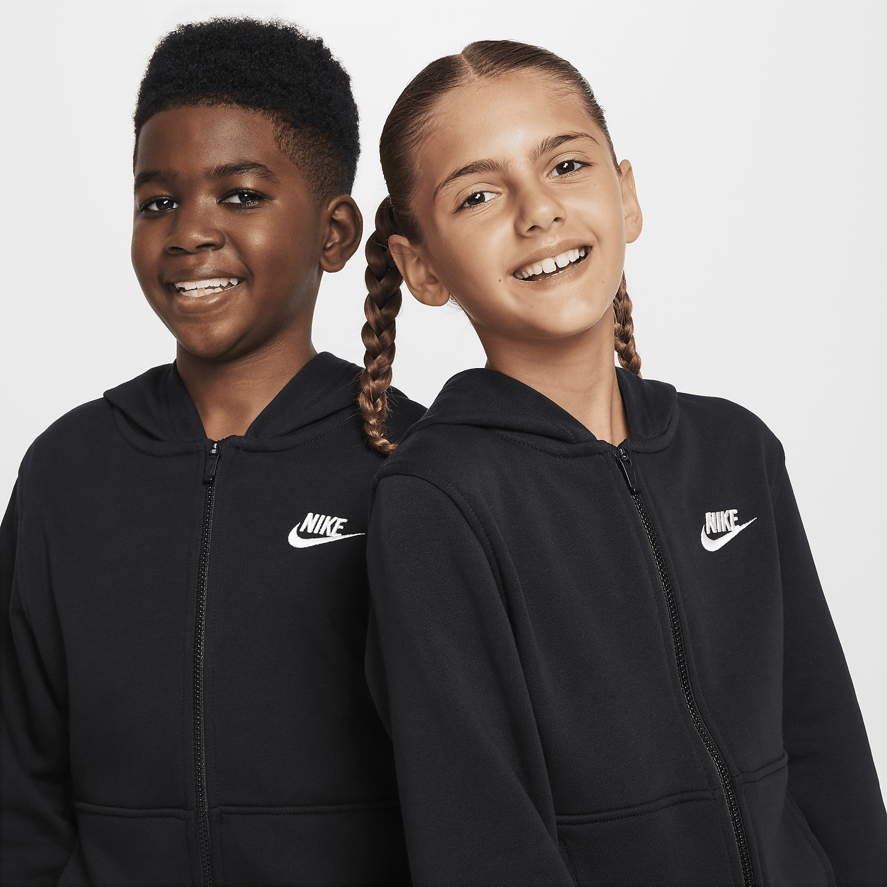 Nike ბავშვის ჯემპრი