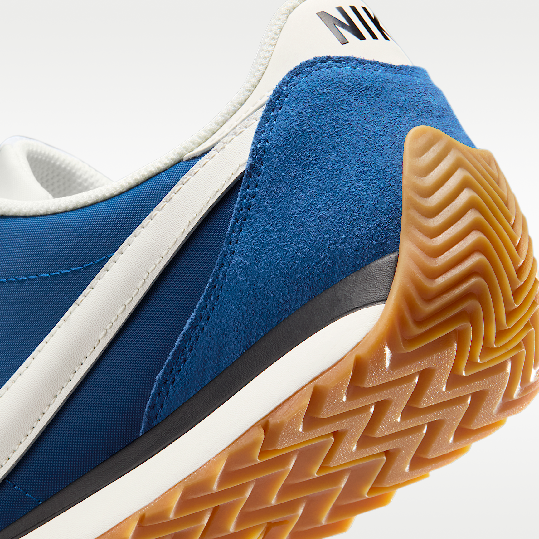 Nike მამაკაცის სპორტული ფეხსაცმელი