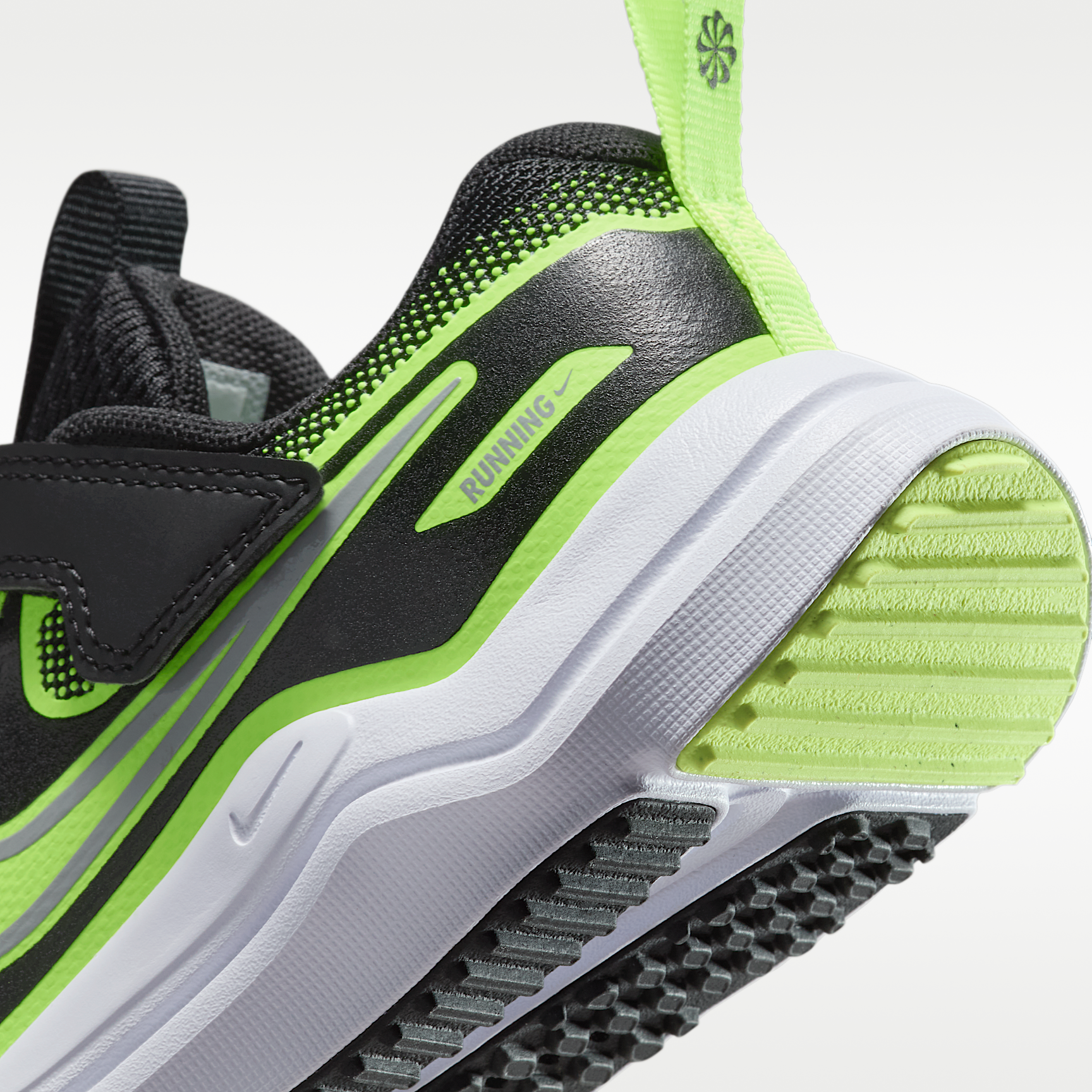 Nike ბავშვის სპორტული ფეხსაცმელი