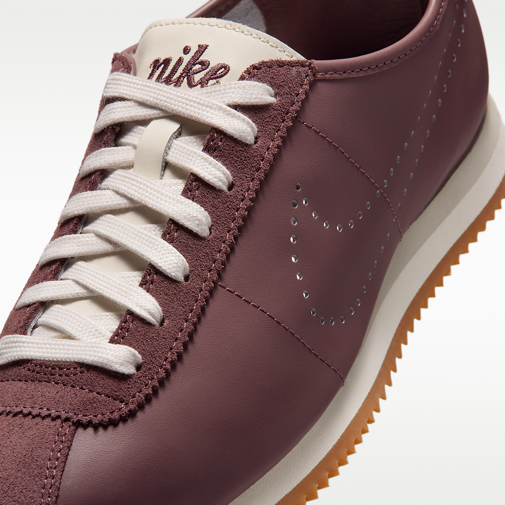 Nike ქალის სპორტული ფეხსაცმელი